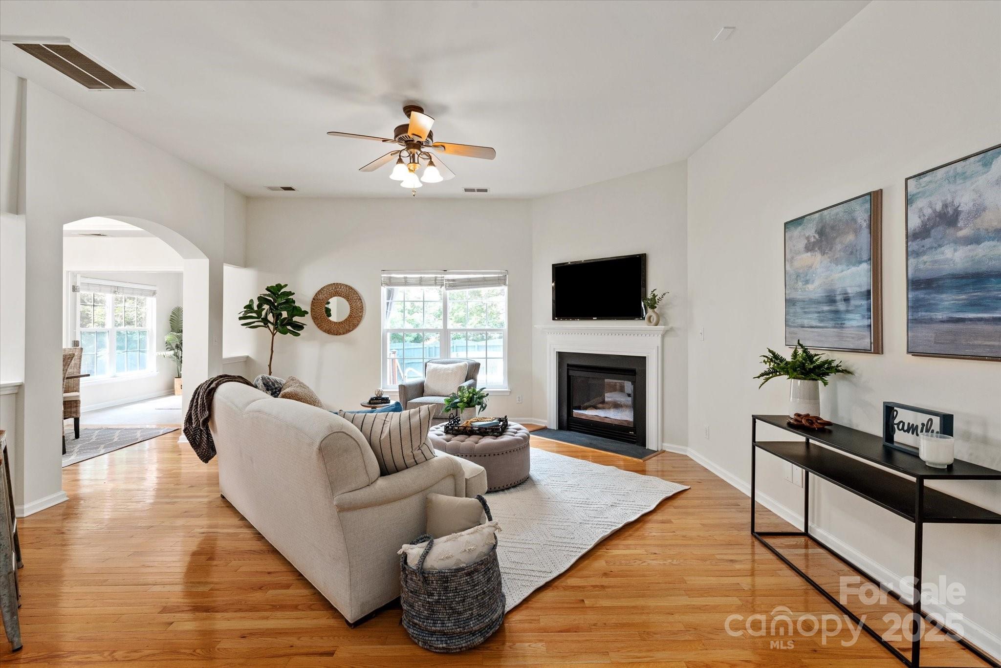 1003 Grayscroft Drive