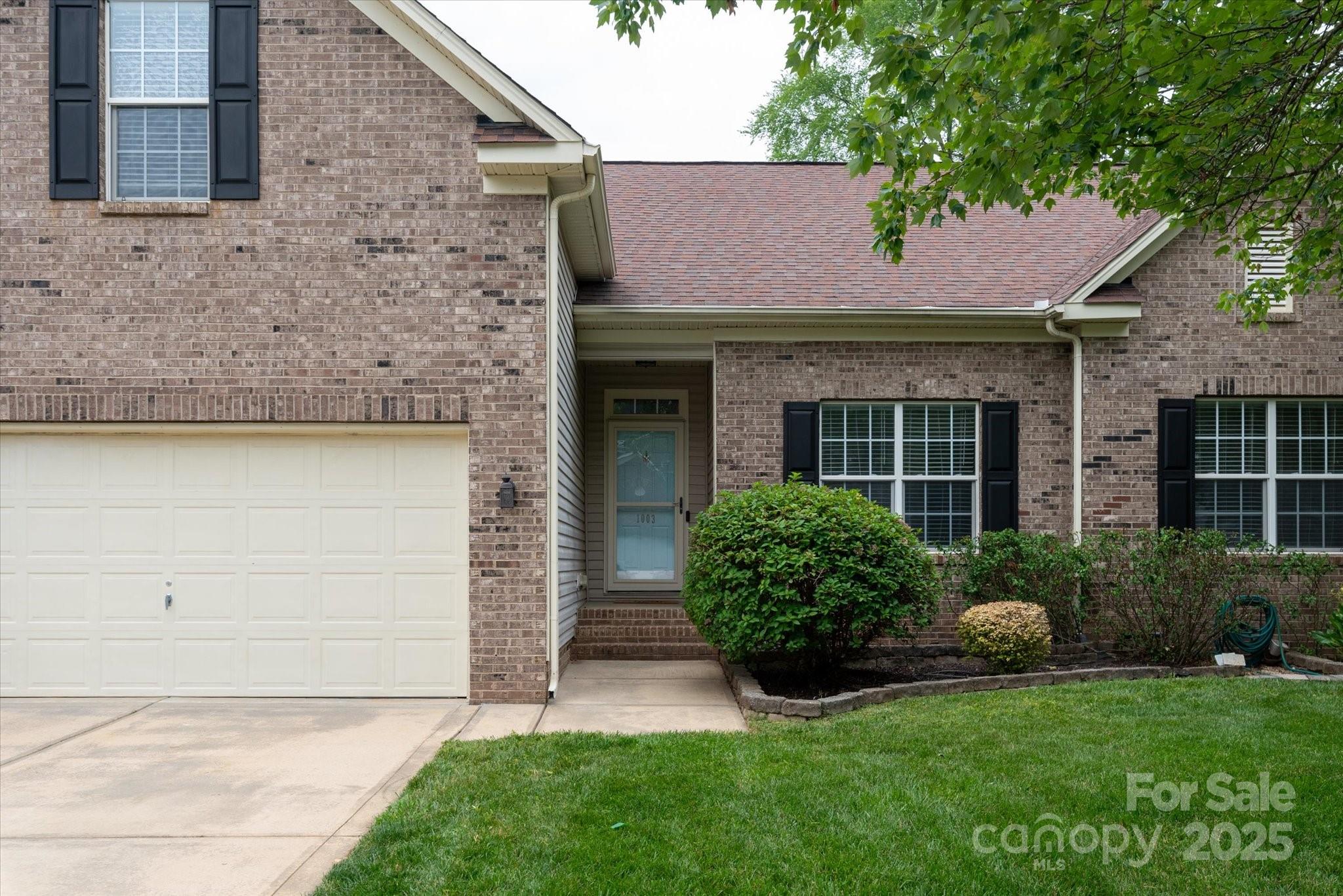 1003 Grayscroft Drive