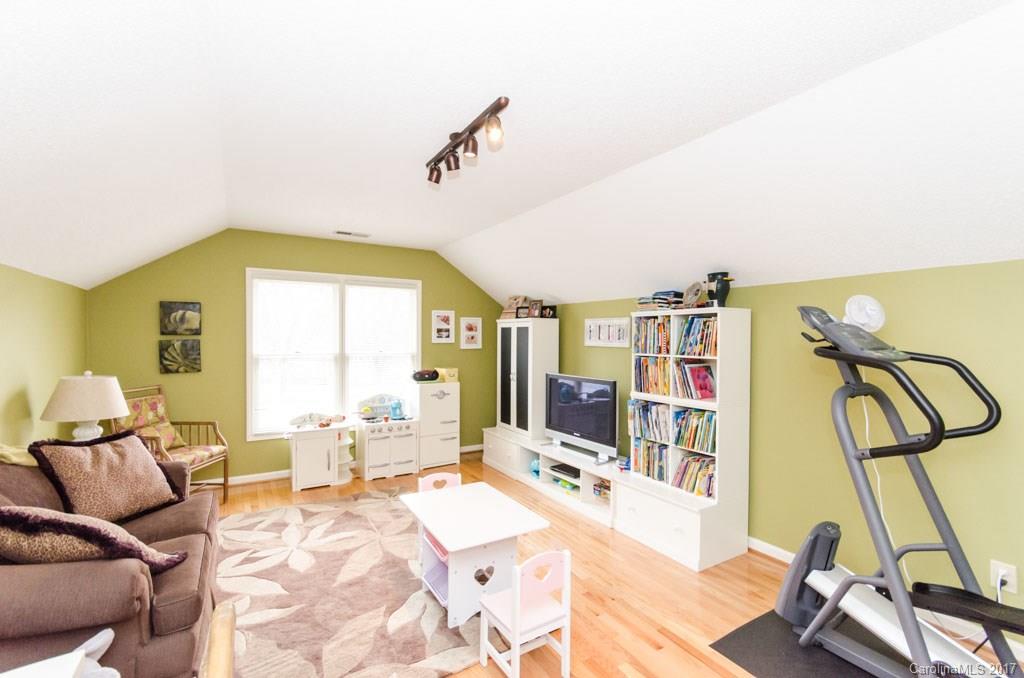 Forest Hills - Residential