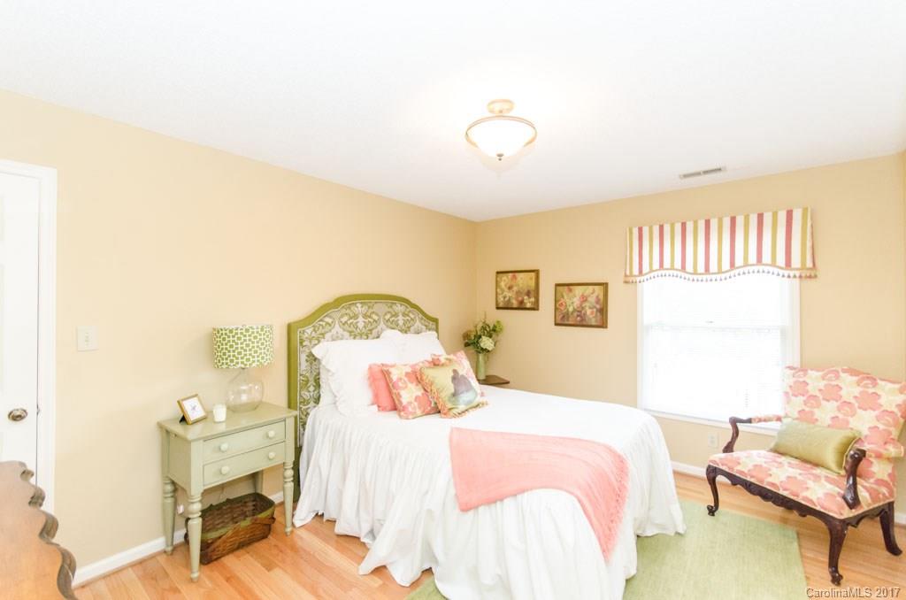 Forest Hills - Residential