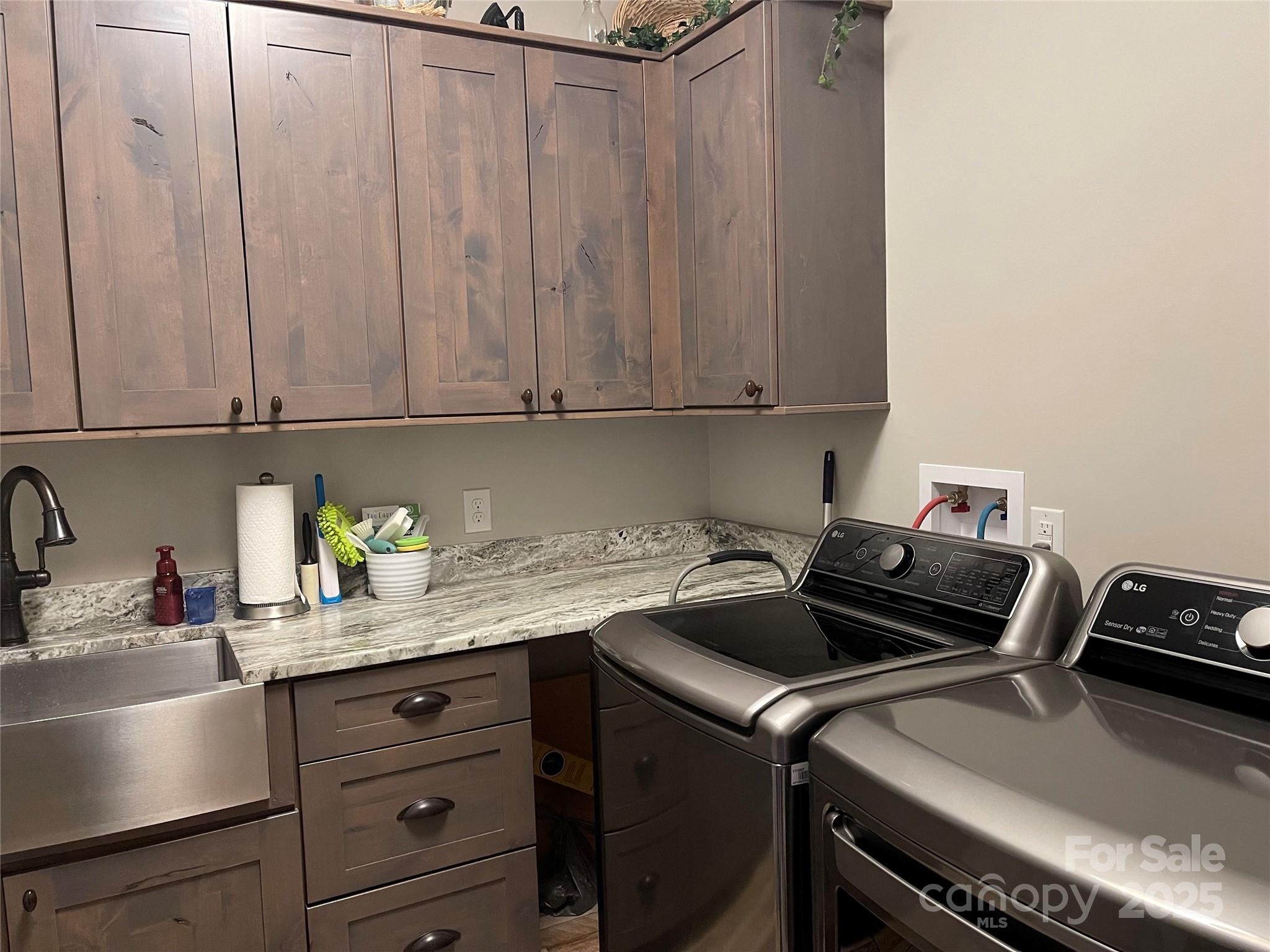 Bear Cliff - Residential