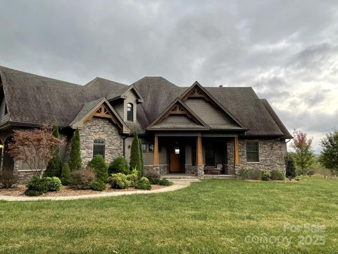 700 Bear Cliff Drive Nebo NC 28761