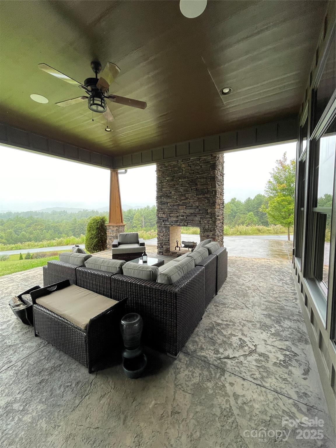 Bear Cliff - Residential