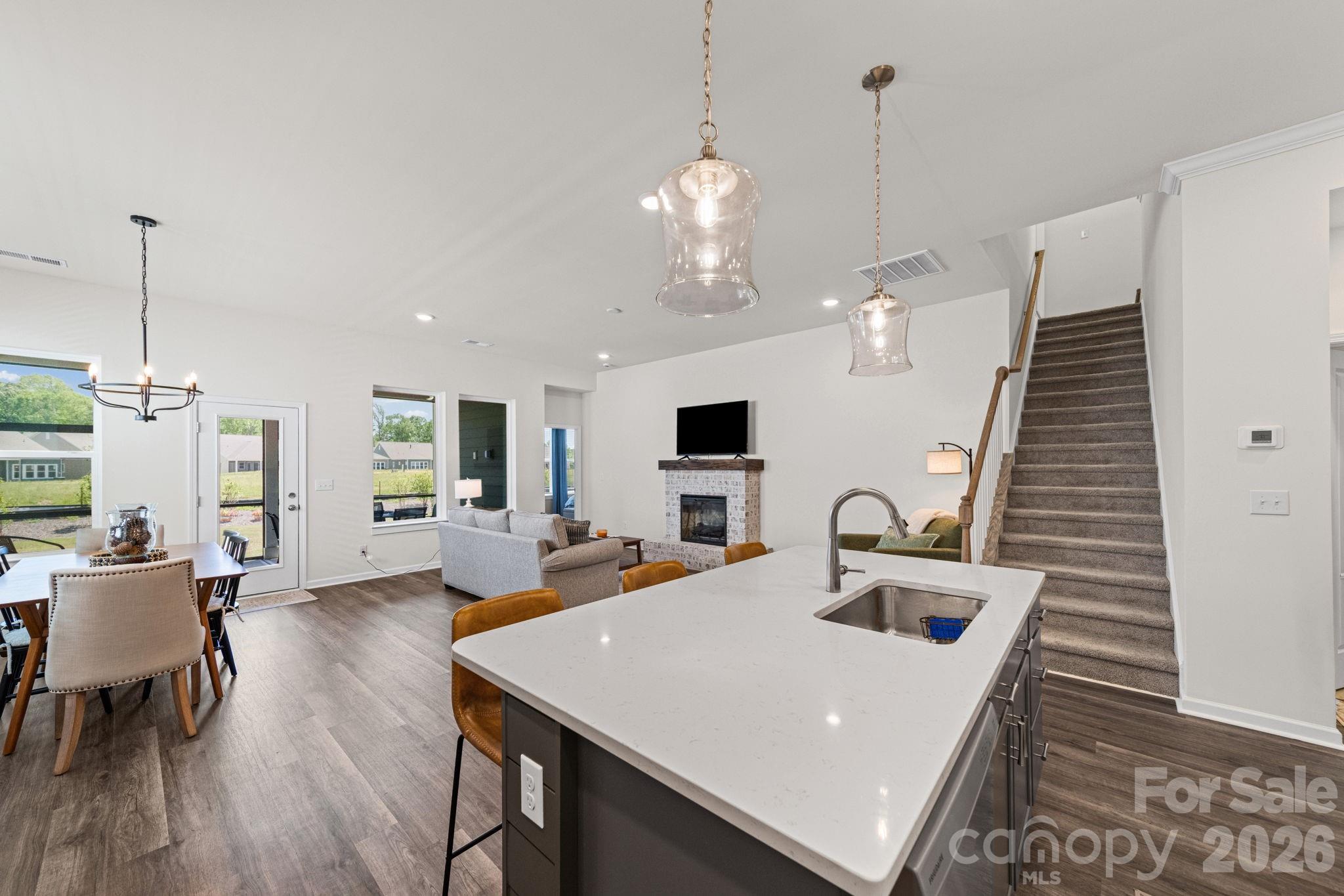 Encore At Streamside - Residential