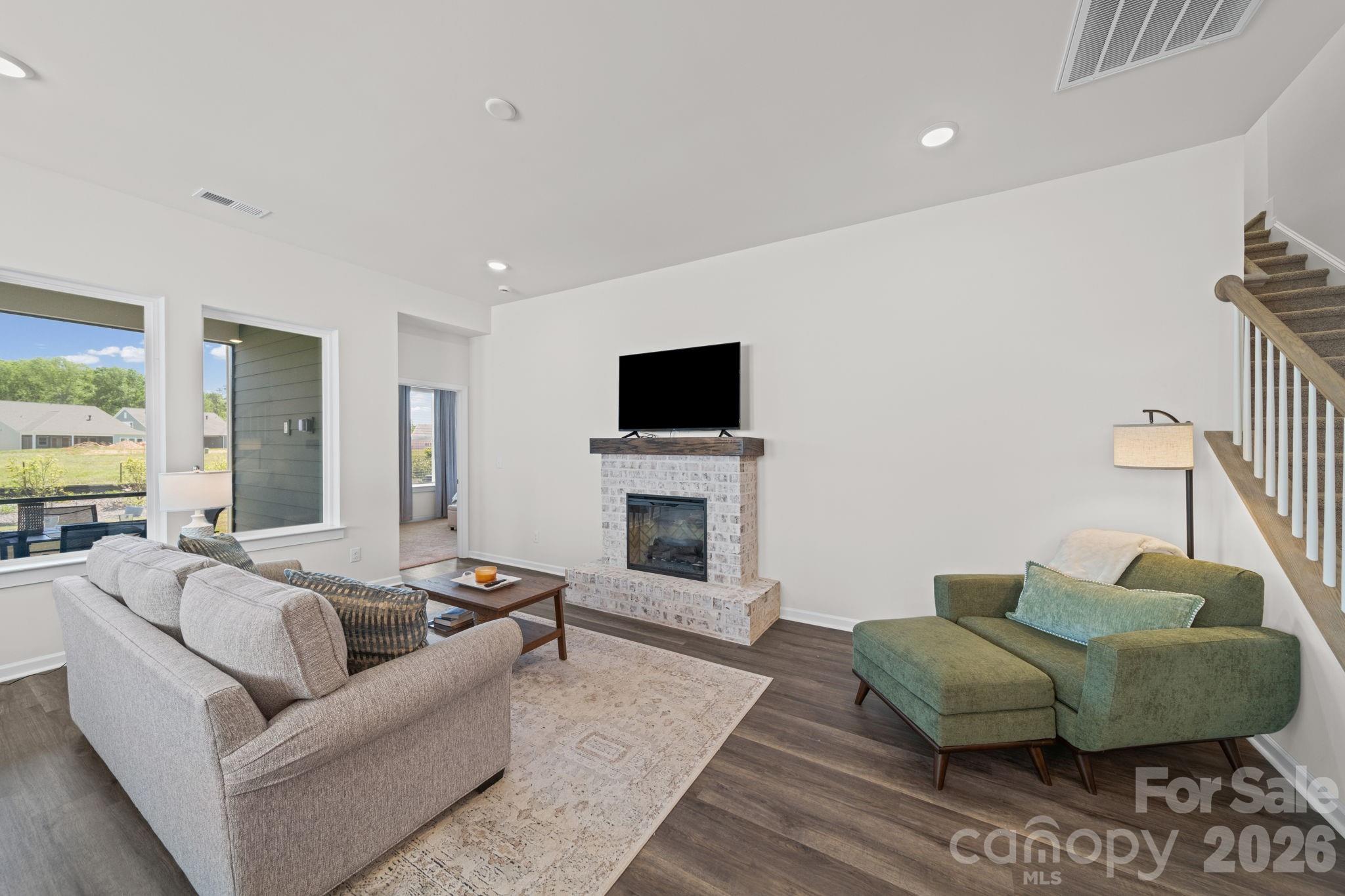 Encore At Streamside - Residential