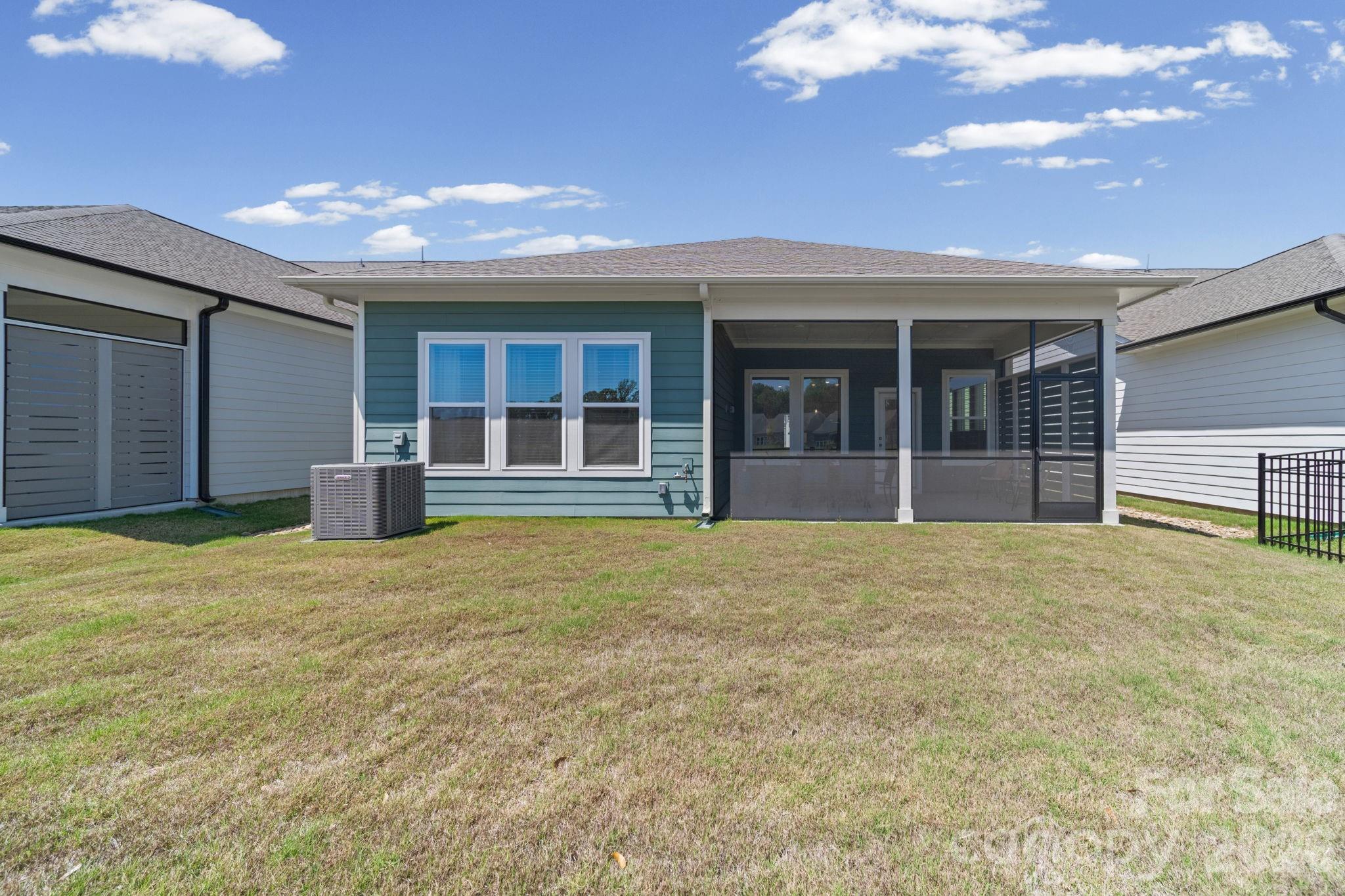 Encore At Streamside - Residential