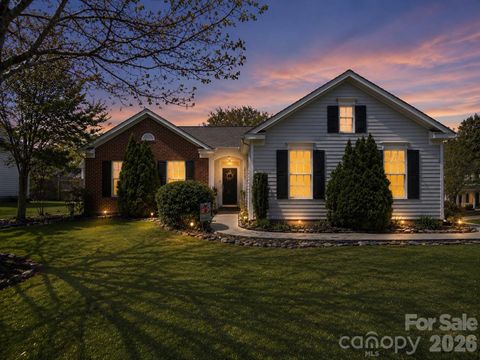 Photo of 3307 Southern Ginger Drive, Indian Trail, NC 28079 (MLS # 4365764)