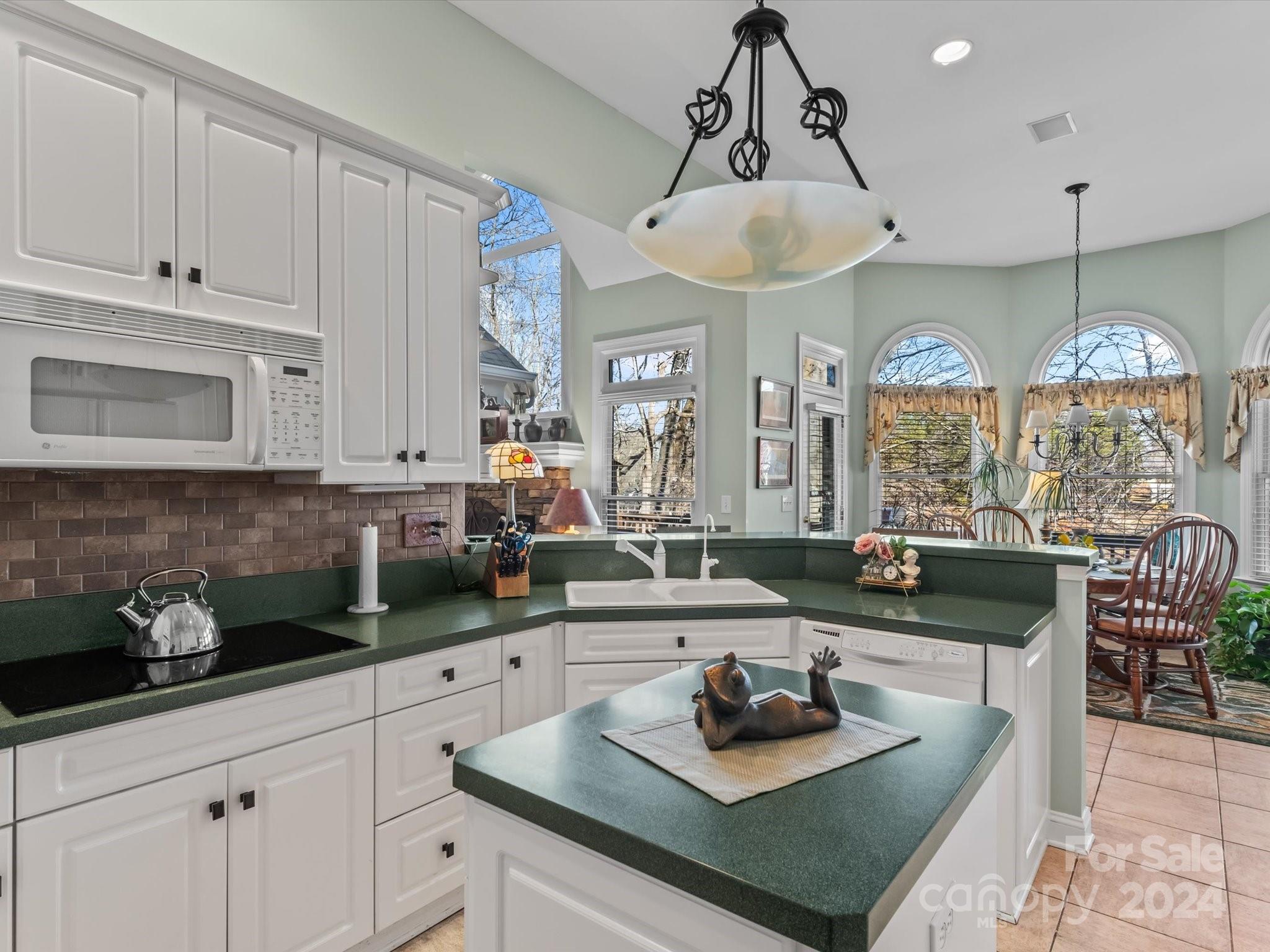 Diamondhead - Residential