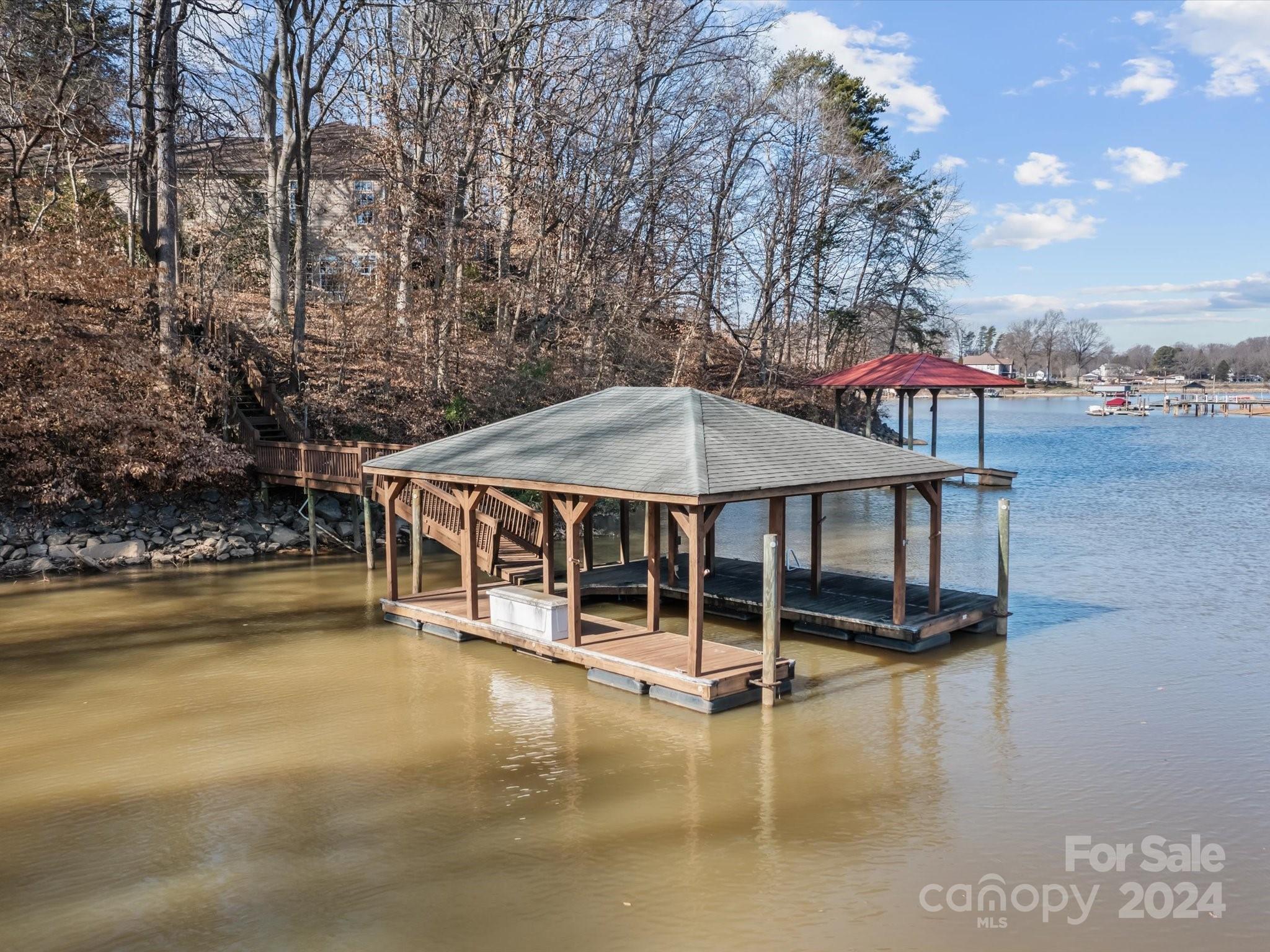 Diamondhead - Residential