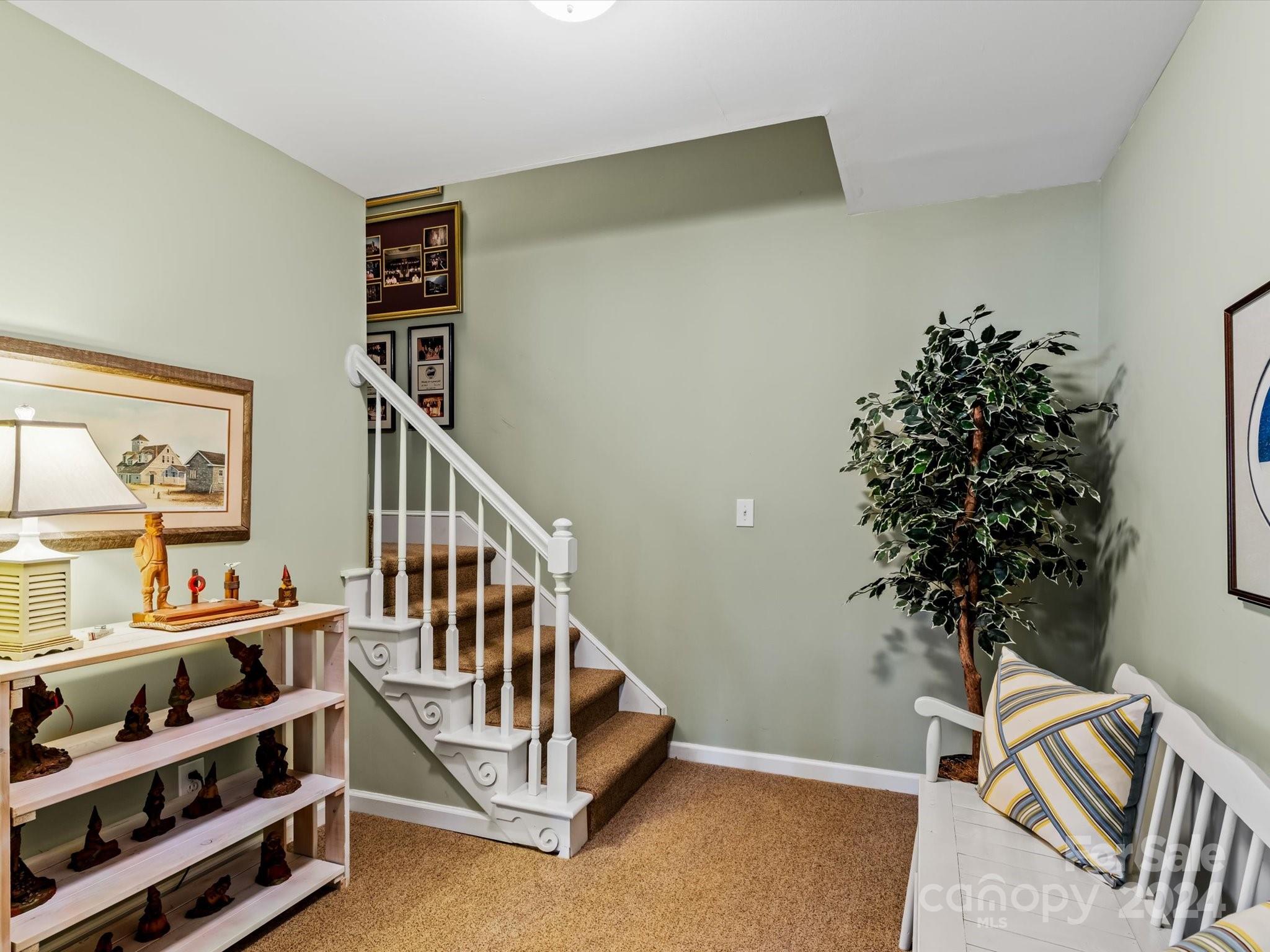 Diamondhead - Residential