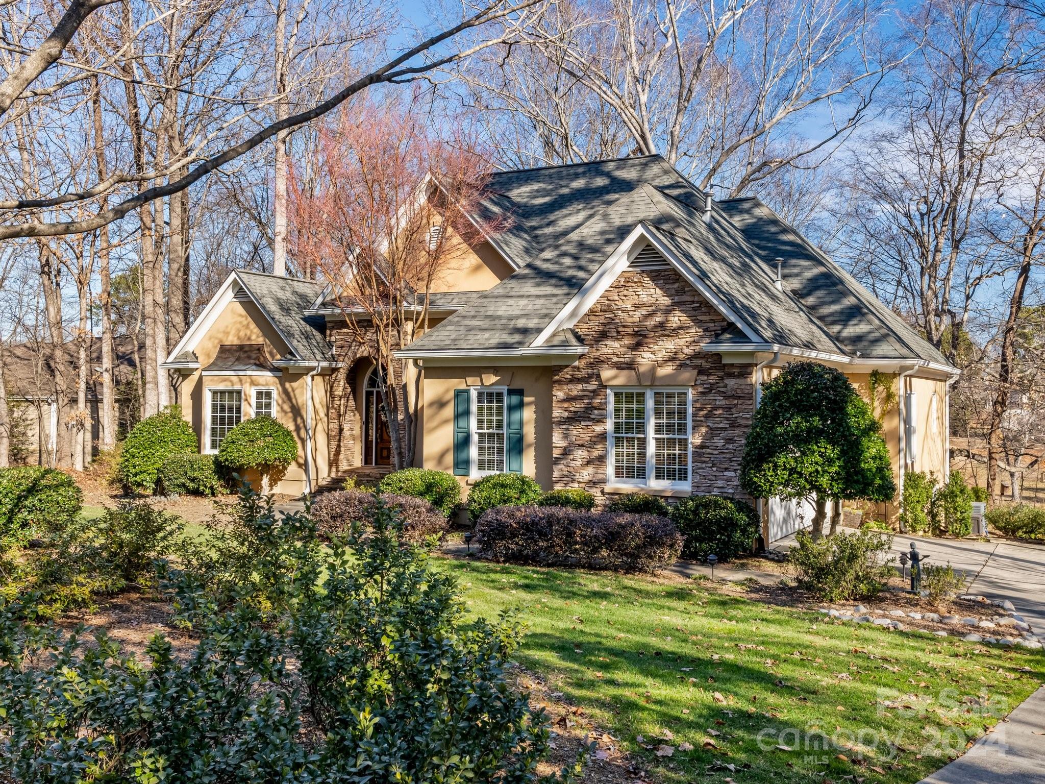 Diamondhead - Residential