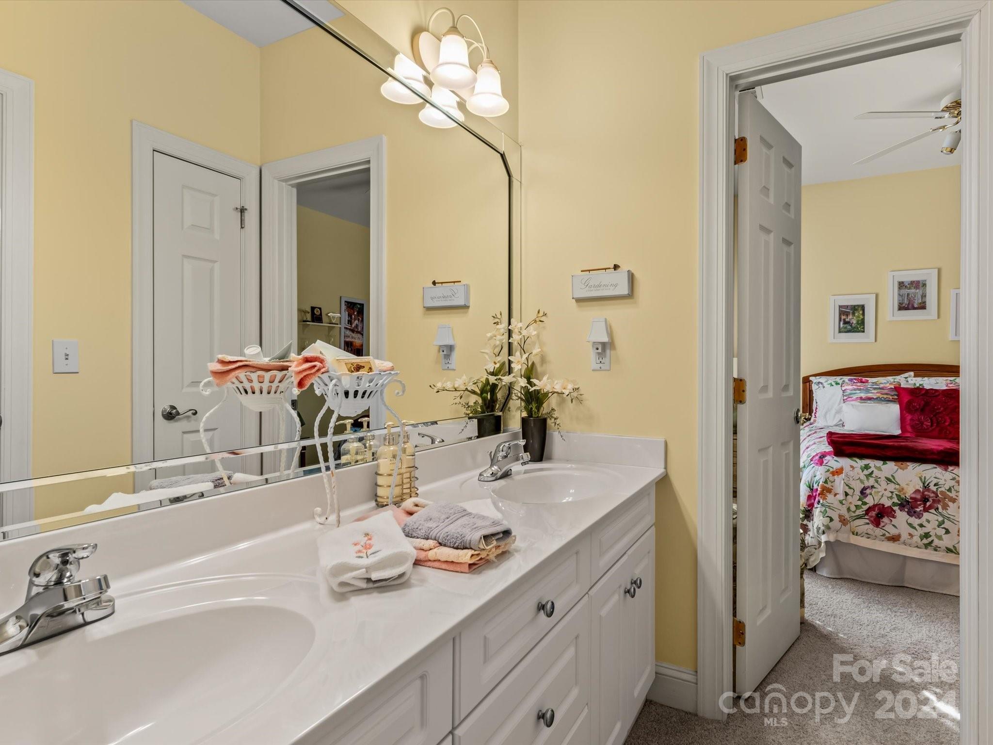 Diamondhead - Residential