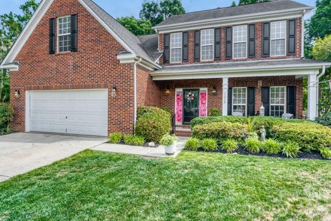 Photo of 11718 Planters Estates Drive, Charlotte, NC 28278 (MLS # 4381888)