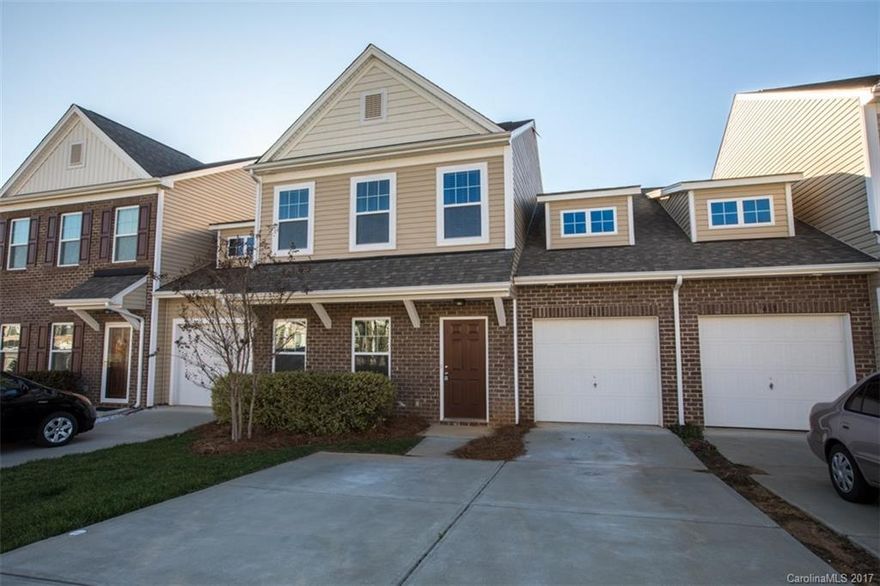 Great location ! Master bedroom suite is located on the main level! This home featuring 3bd/2.5bth and loft. Granite counter tops stylish tile backsplash, stainless appliances , upgraded cabinets ,lighting and ceramic tile floors.Hardwood floors featuring in the entry hall ,kitchen and dining room.  Upstairs features, 2 bedroom, loft and additional unfinished room perfect for office! 1 car garage, Gated Community ,conveniently located to Lake Wylie and minutes to Charlotte !