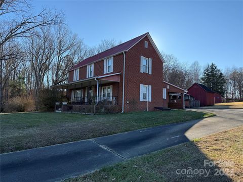 Photo of 6496 US 221S Highway, Marion, NC 28752 (MLS # 4327107)