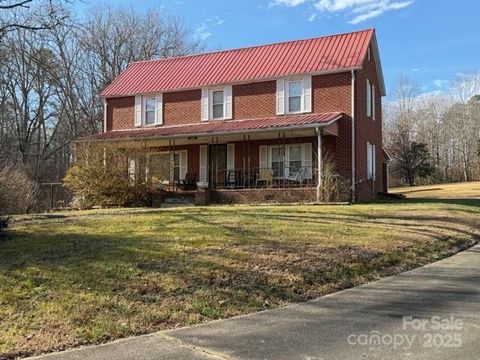 6496 US 221S Highway Marion NC 28752