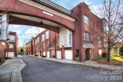 Photo of 100 N Laurel Avenue #108, Charlotte, NC 28207 (MLS # 4417367)