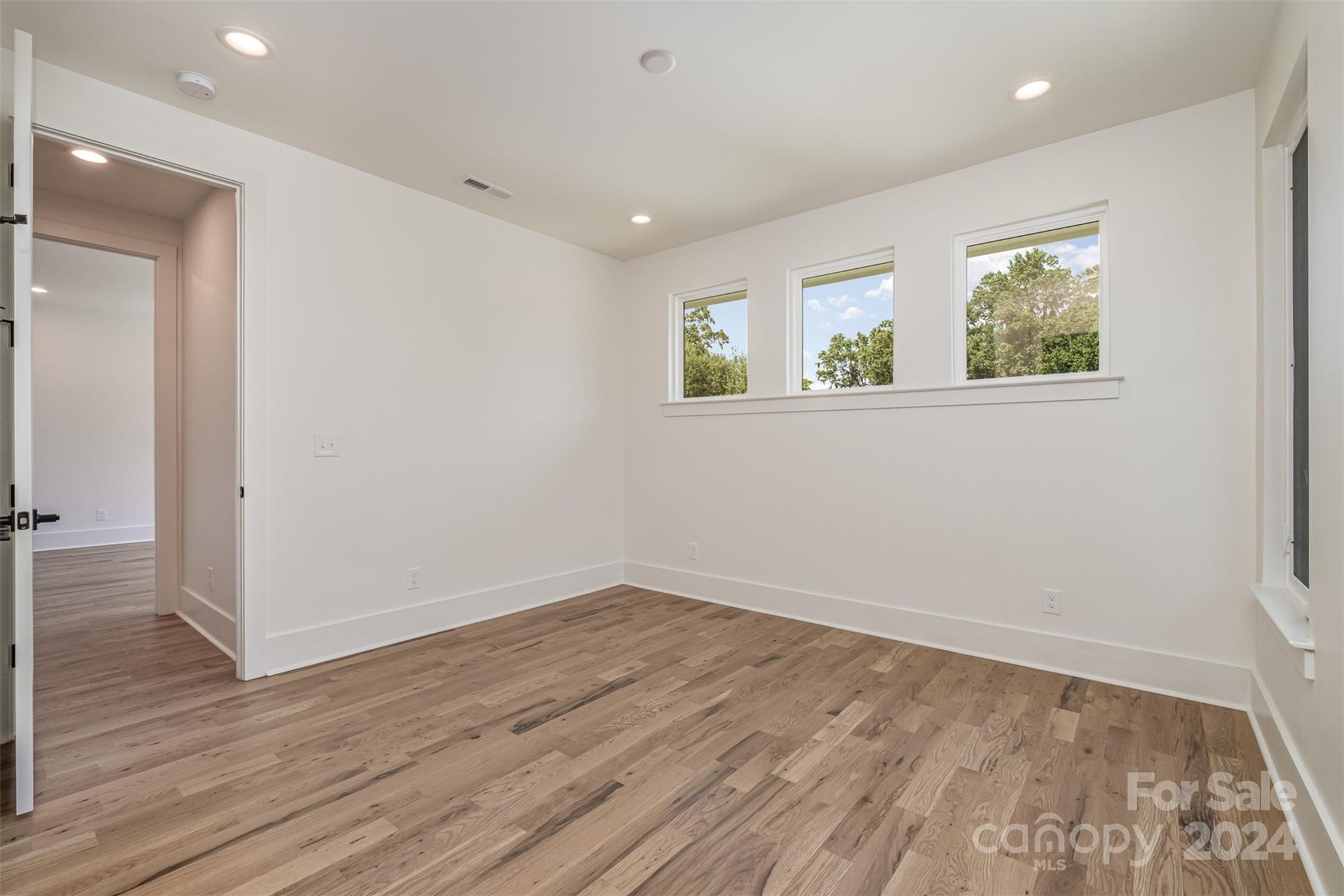 Villa Heights - Residential