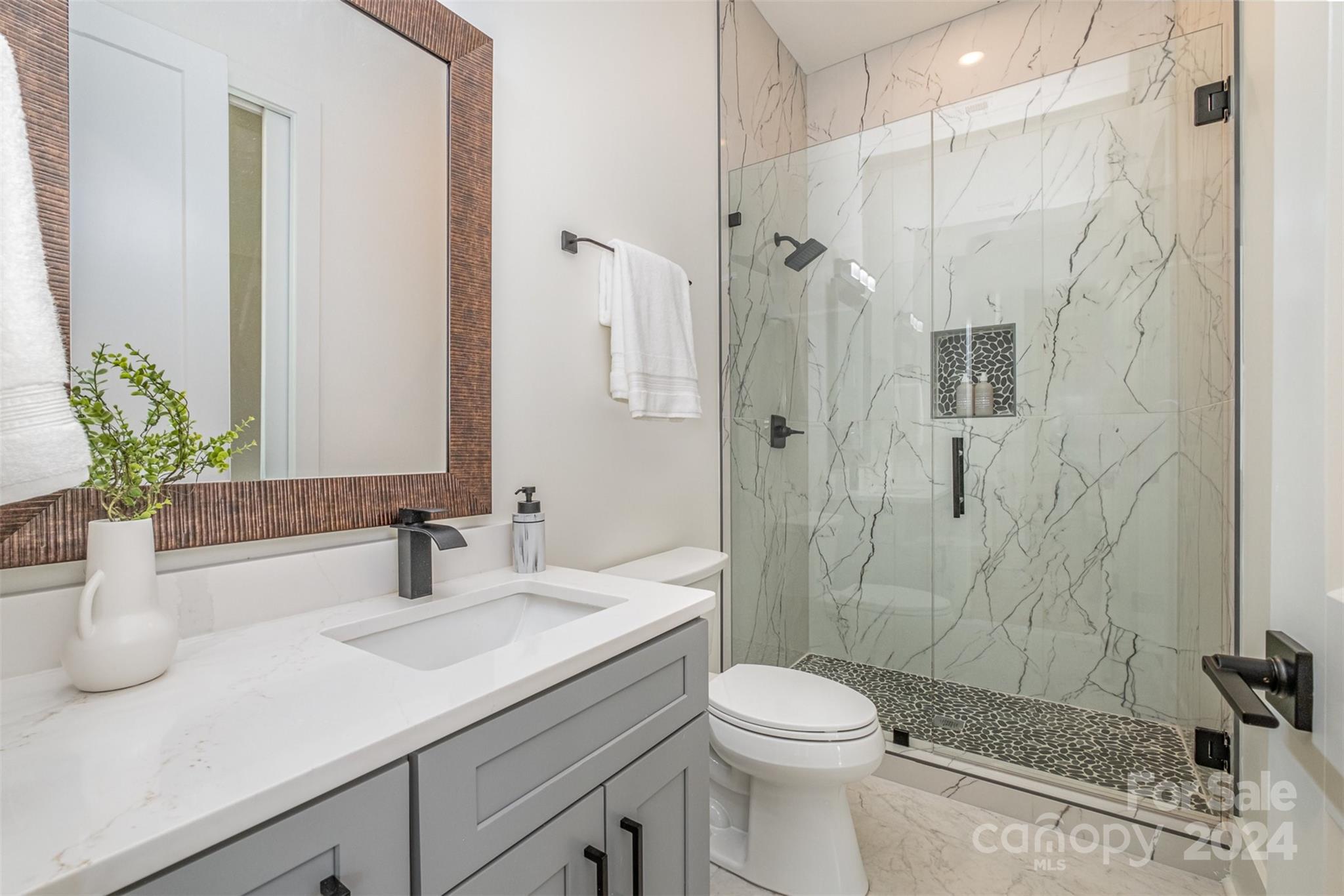 Villa Heights - Residential