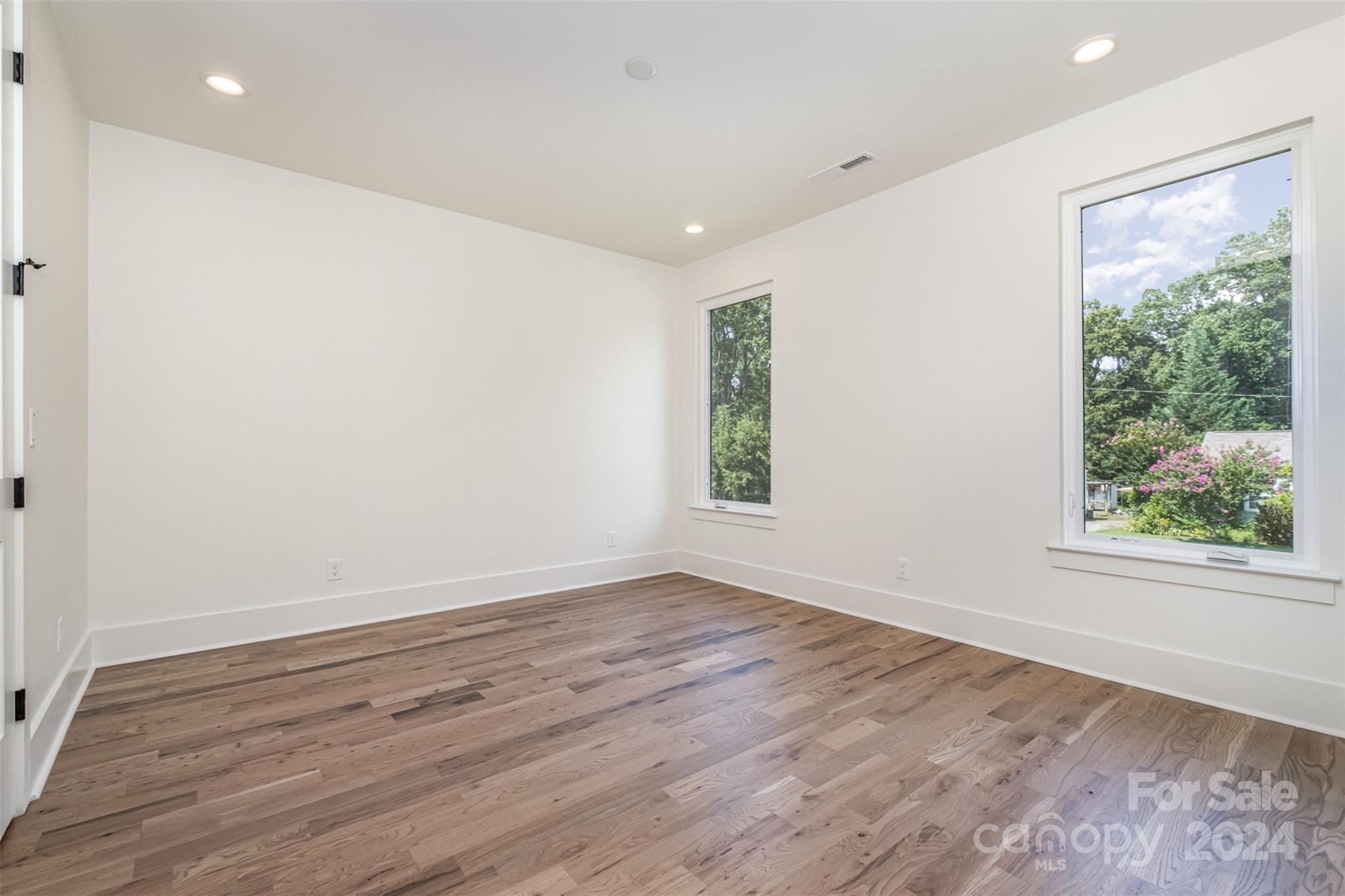 Villa Heights - Residential