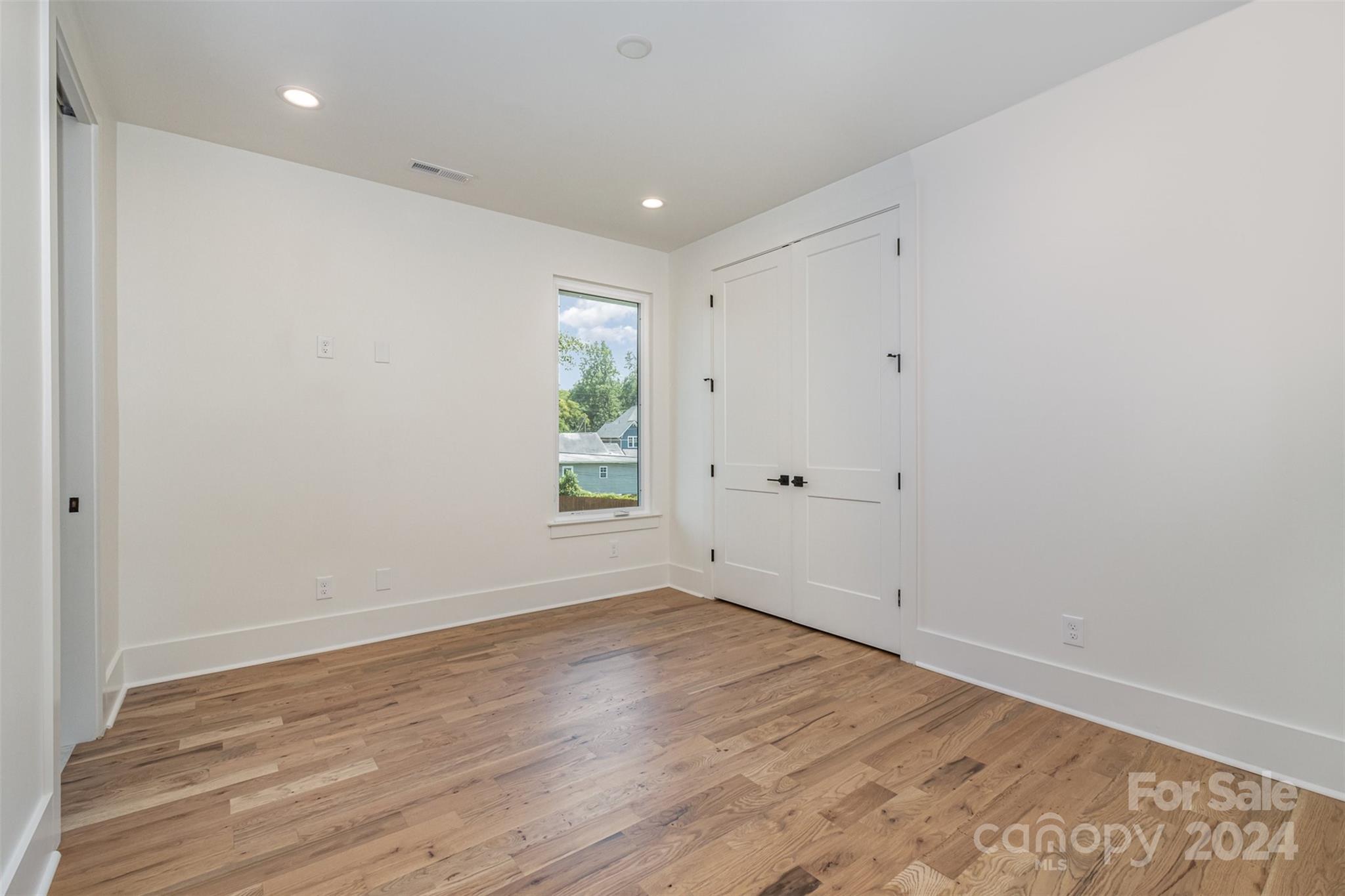 Villa Heights - Residential