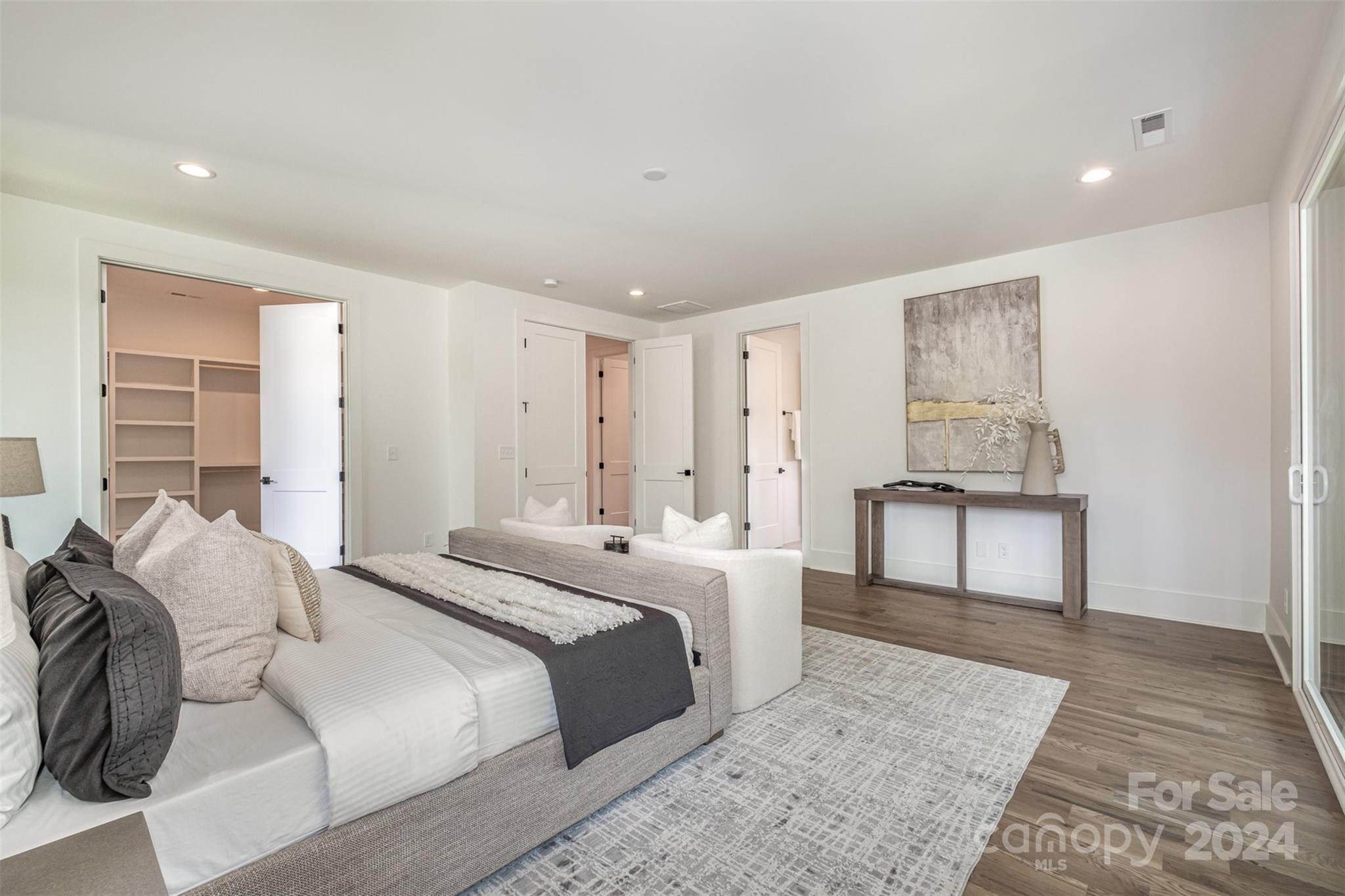 Villa Heights - Residential