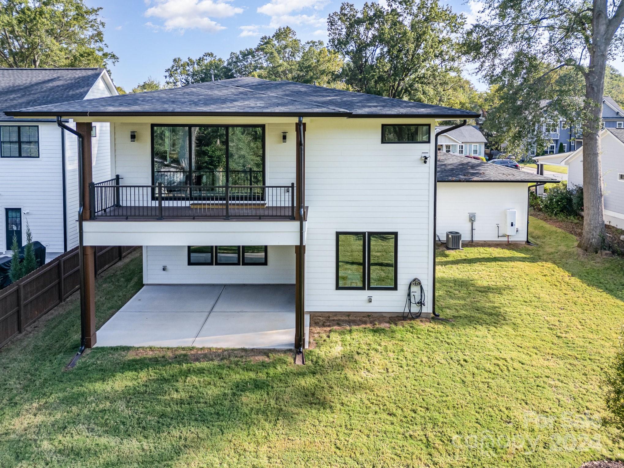 Villa Heights - Residential