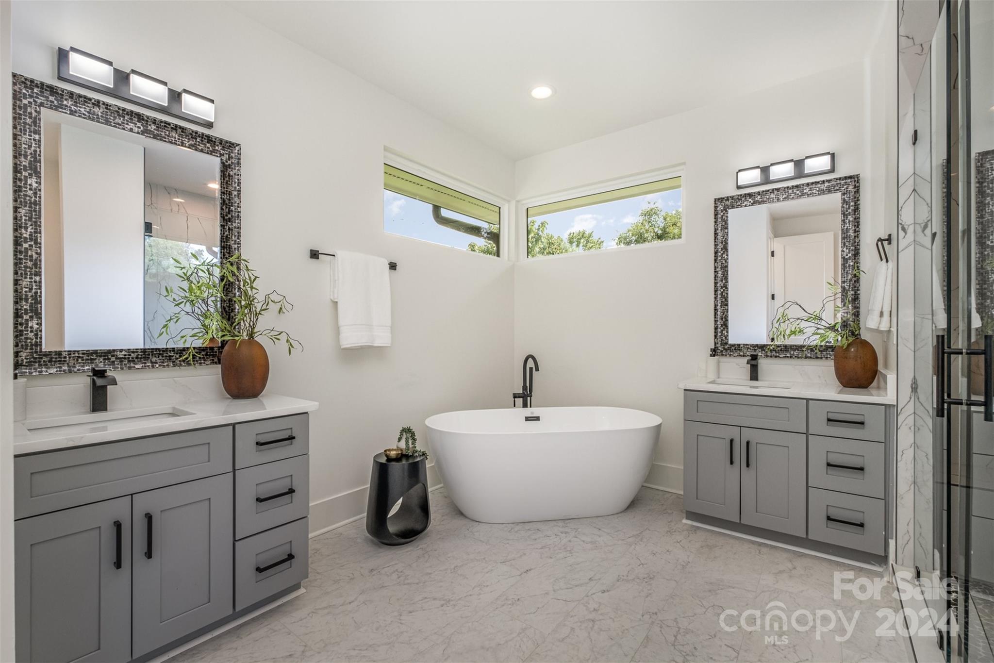 Villa Heights - Residential