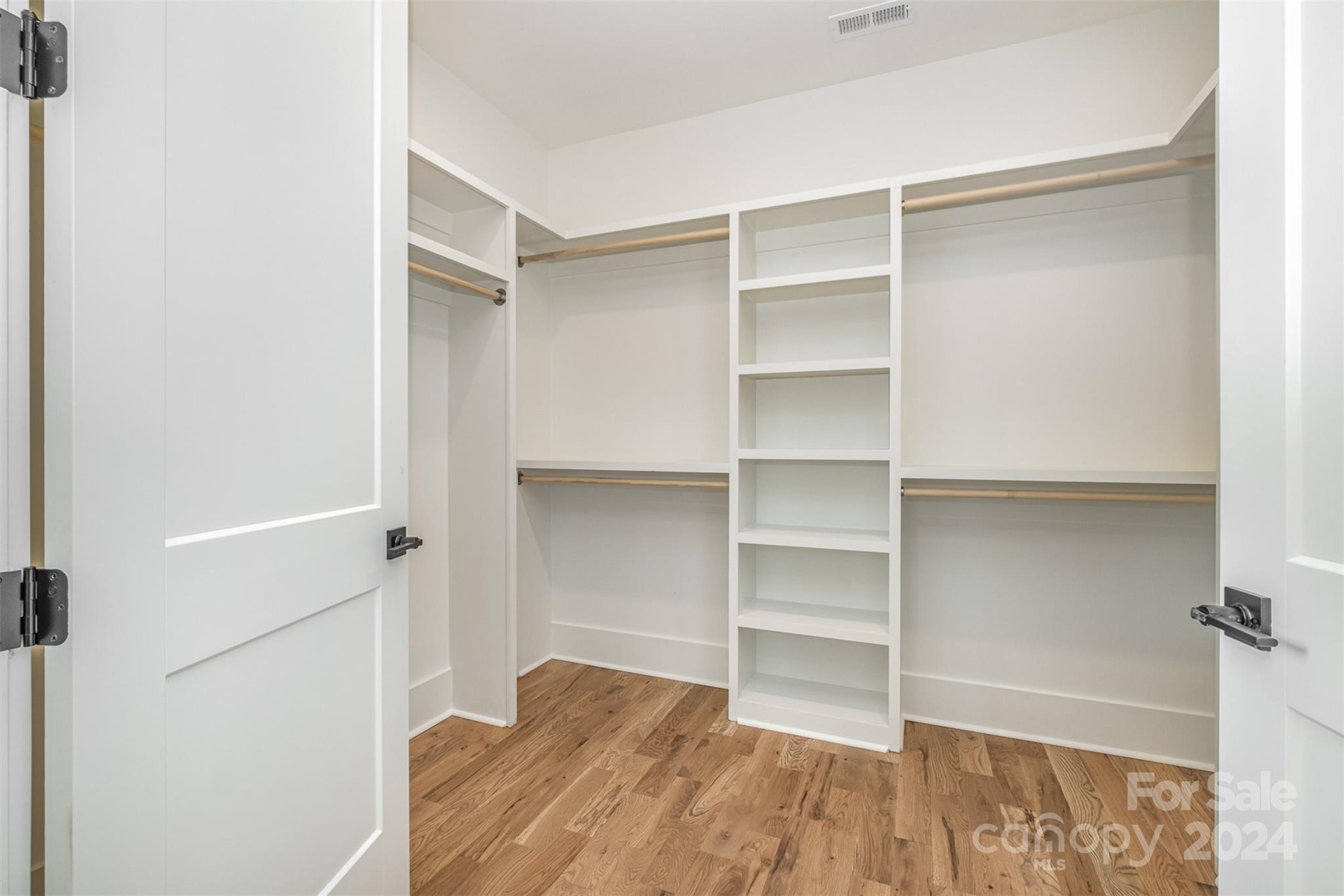 Villa Heights - Residential