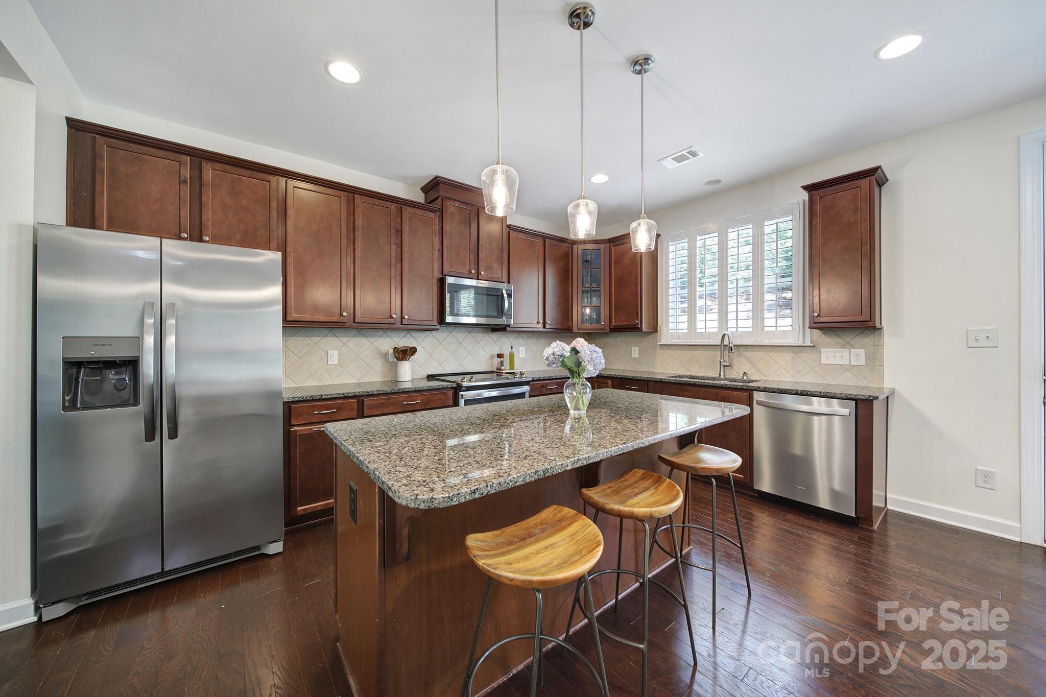 Shelly Woods - Residential