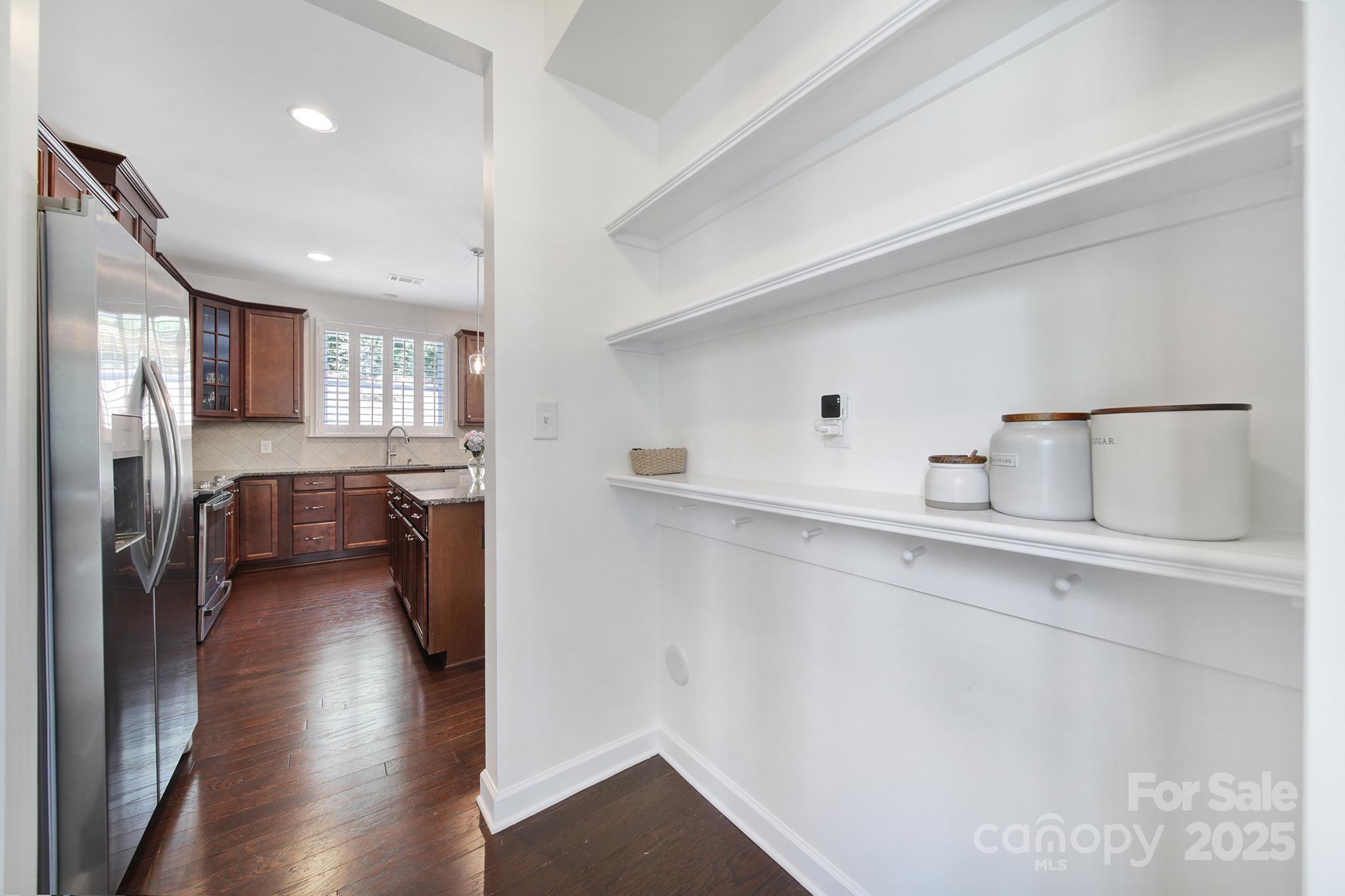 Shelly Woods - Residential