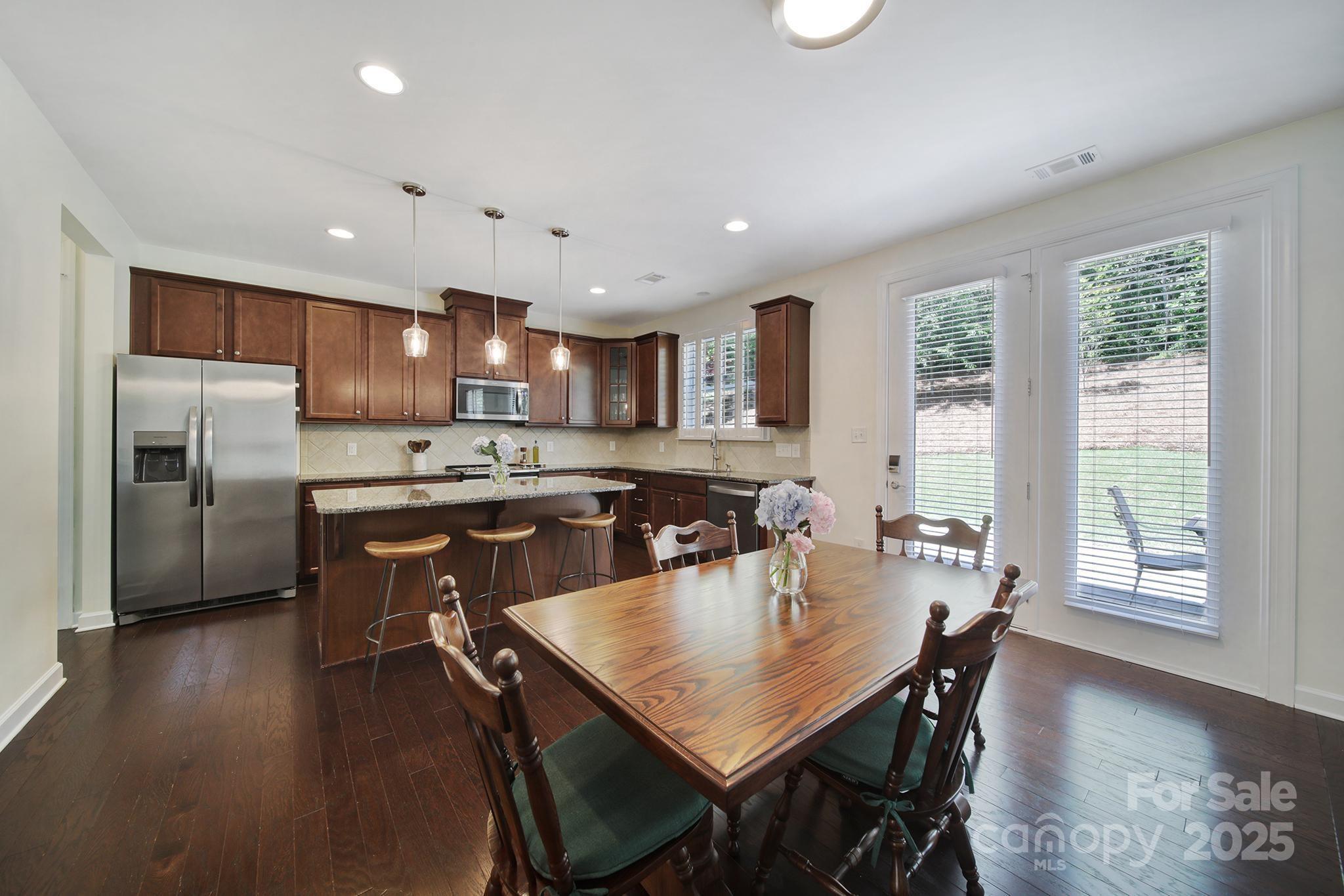 Shelly Woods - Residential