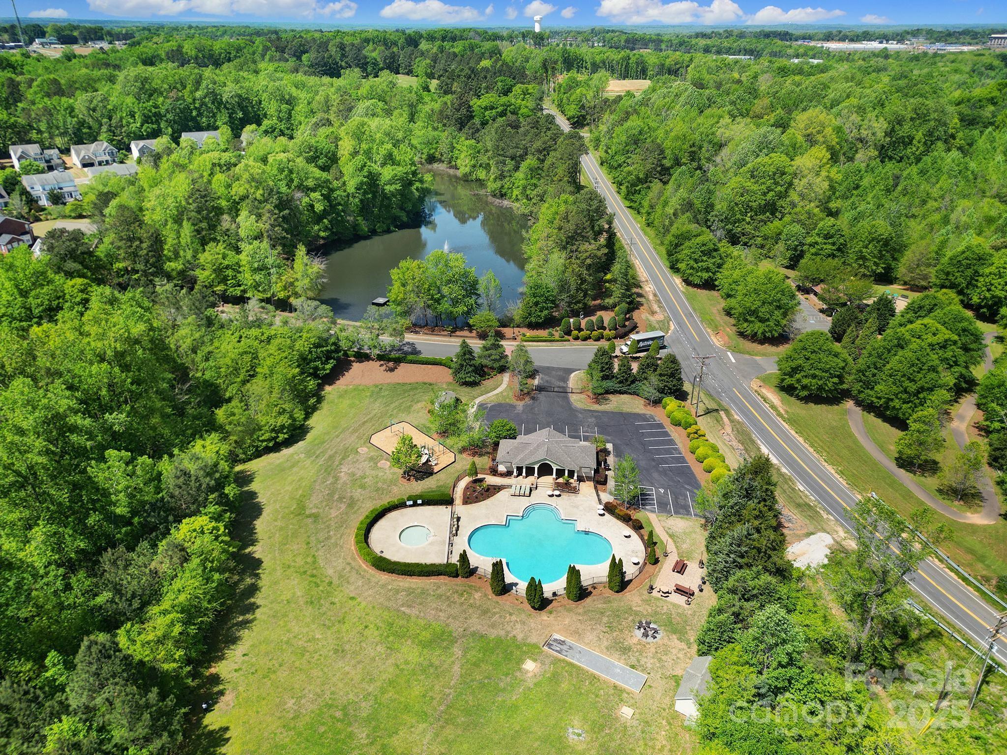 Shelly Woods - Residential