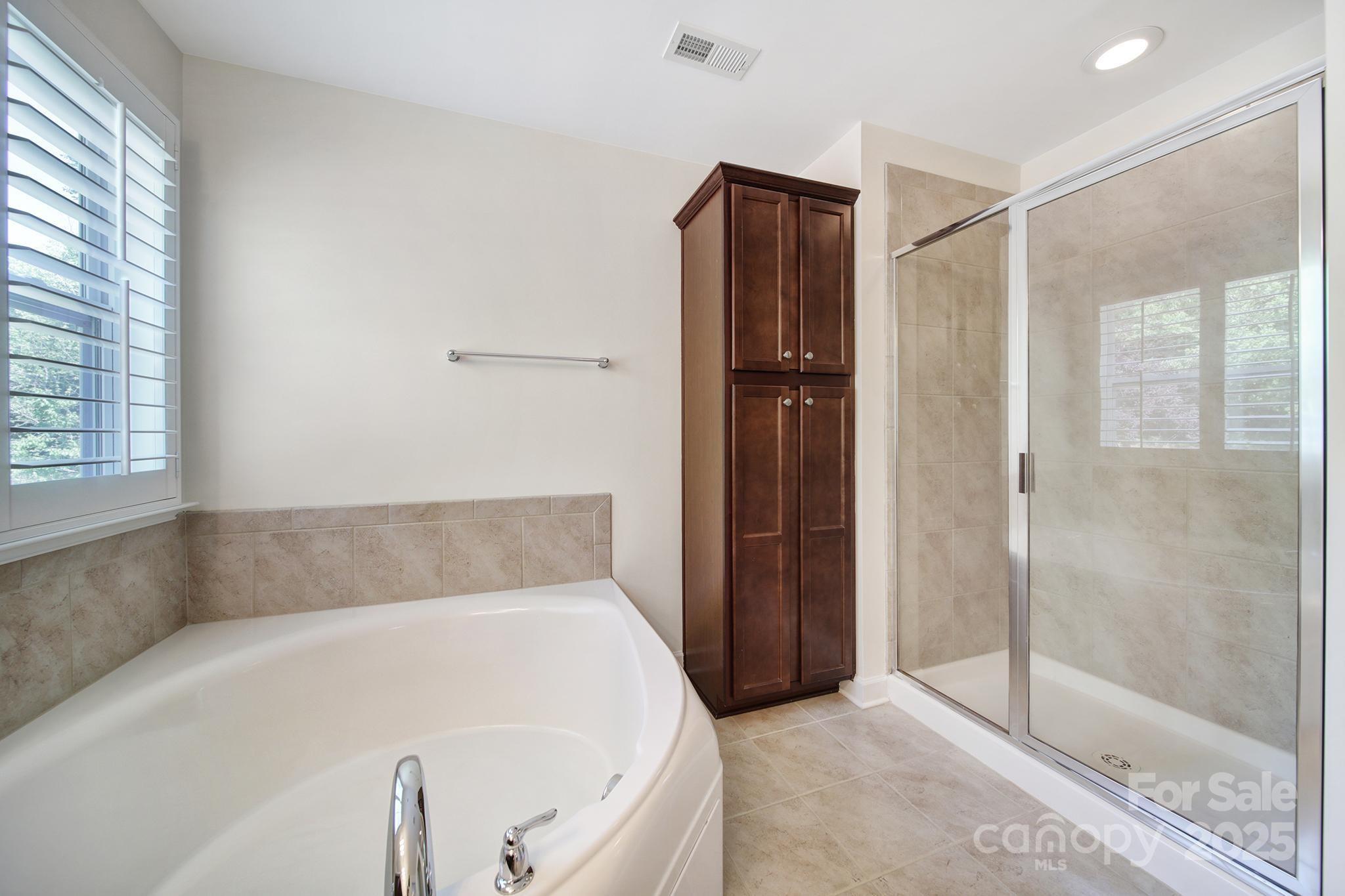 Shelly Woods - Residential