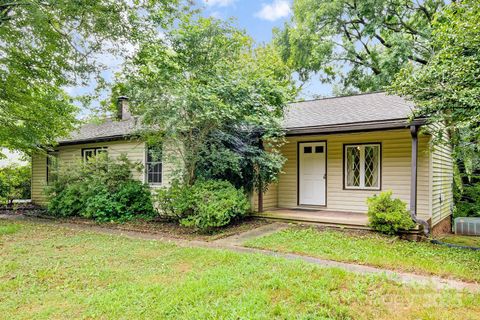 32 Rhudy Road Asheville NC 28806
