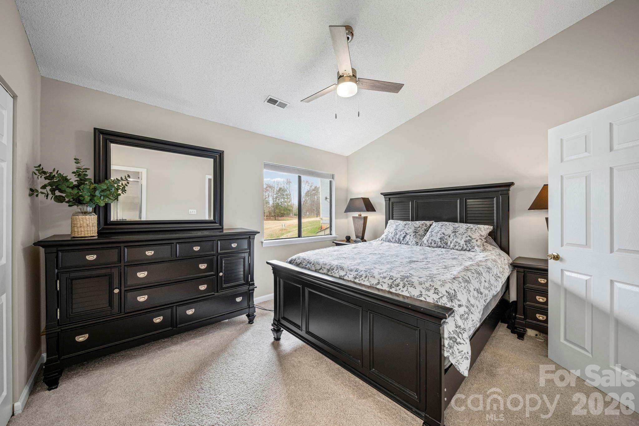 Golfview at Raintree - Residential