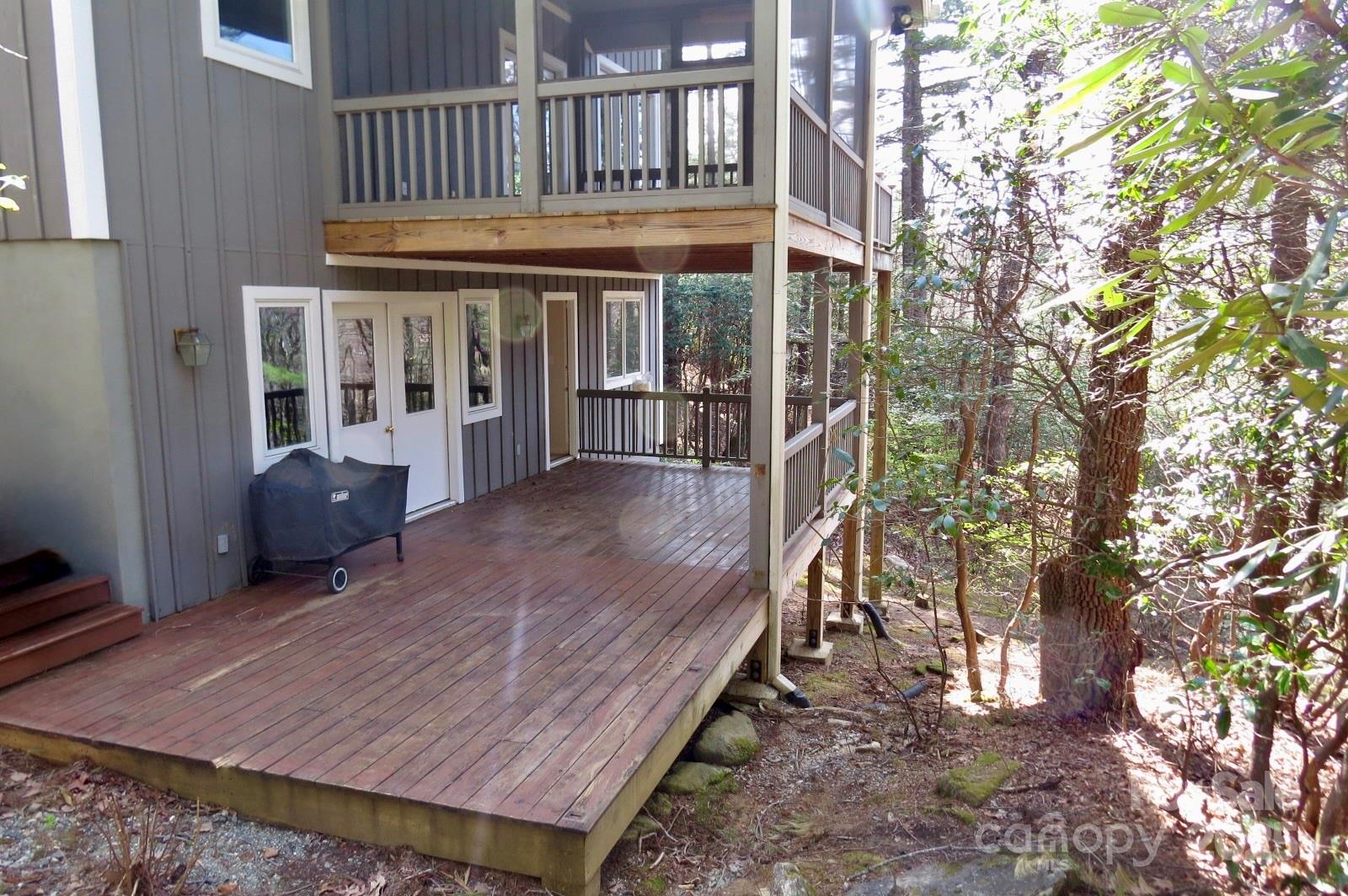 Lake Toxaway Estates - Residential