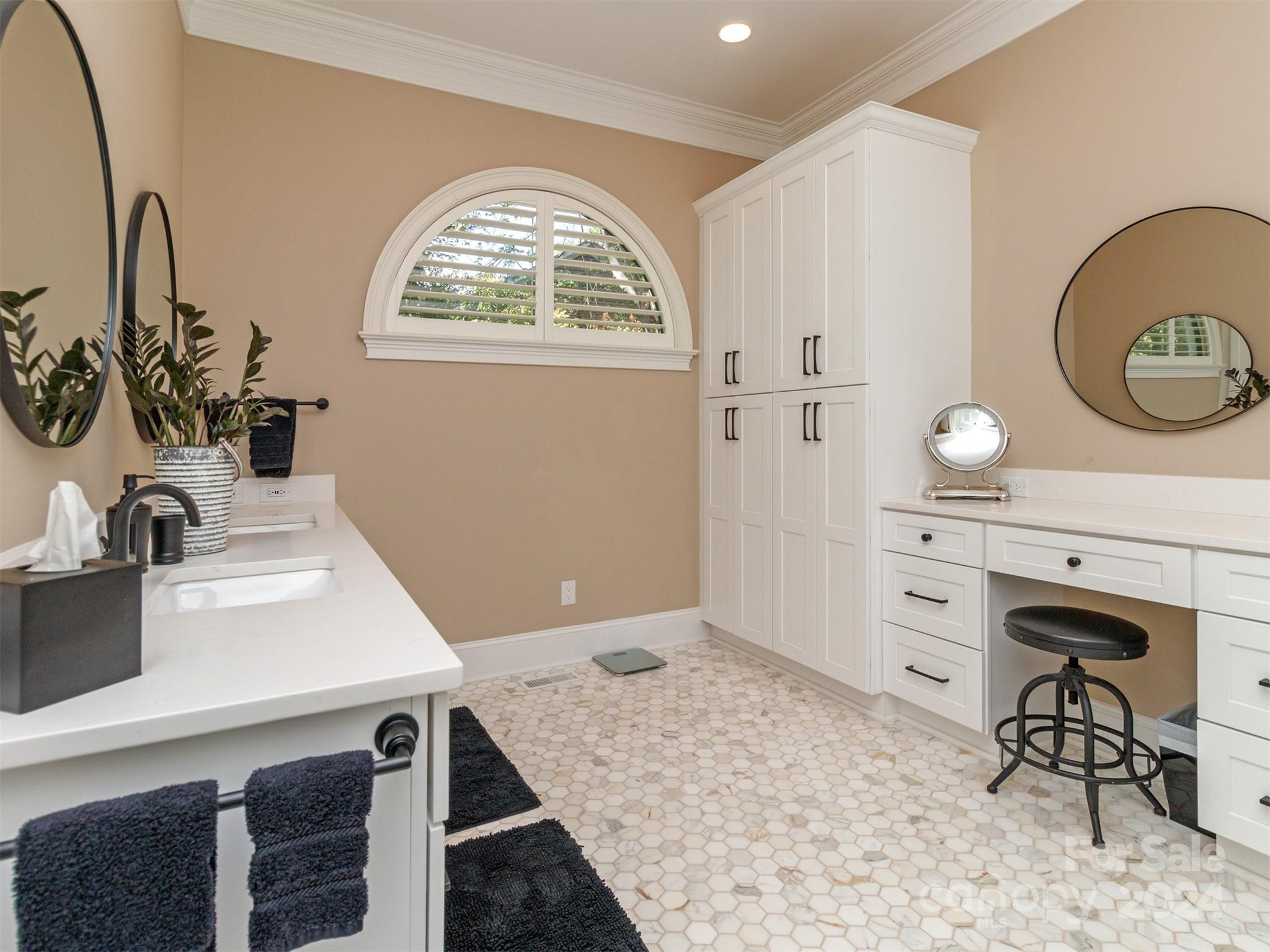 Castle Gate - Residential