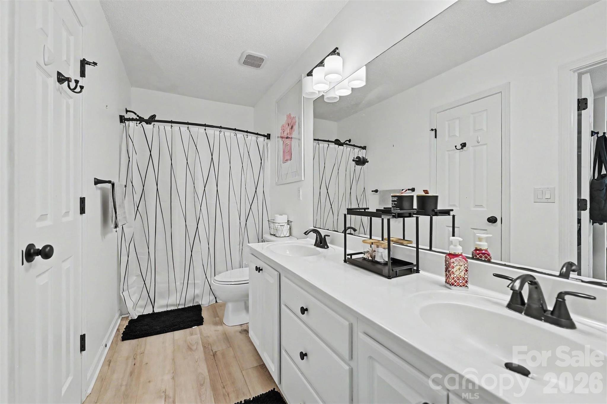 Maplecrest - Residential