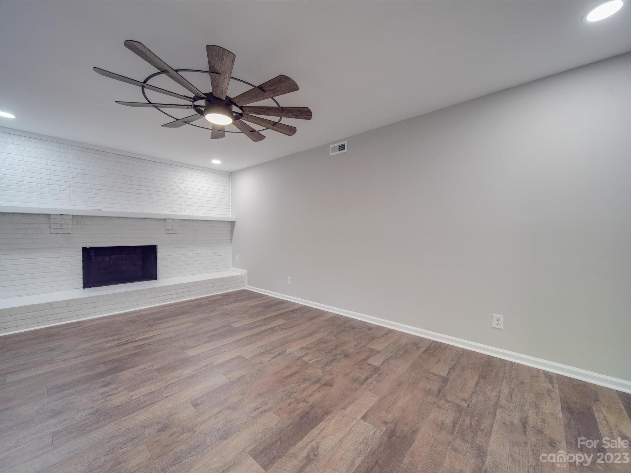 Walnut Creek - Residential