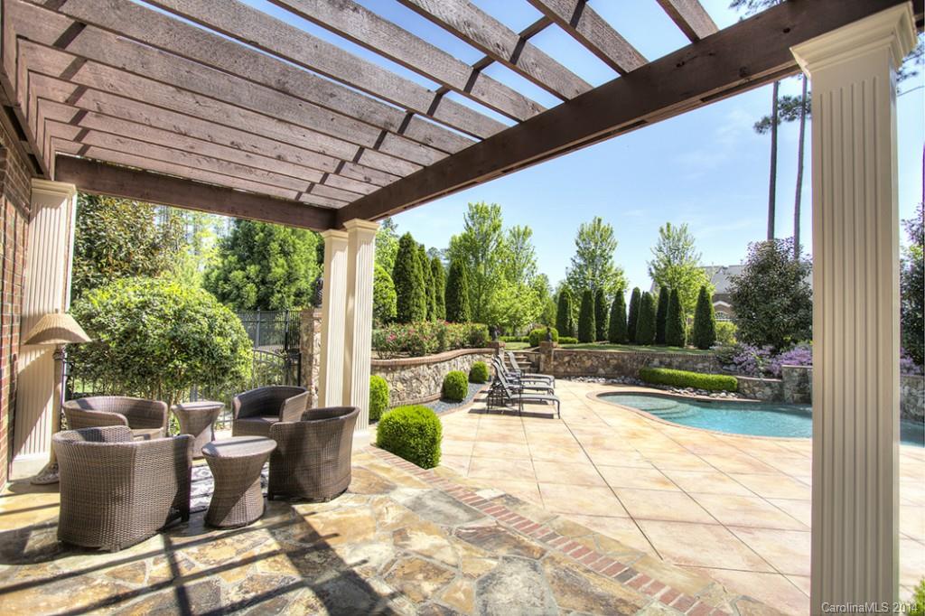 Lake Shore - Residential