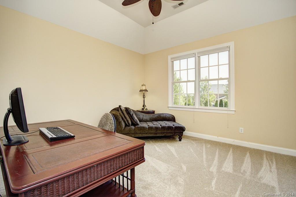 Lake Shore - Residential