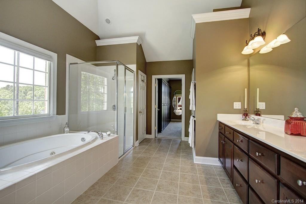 Lake Shore - Residential