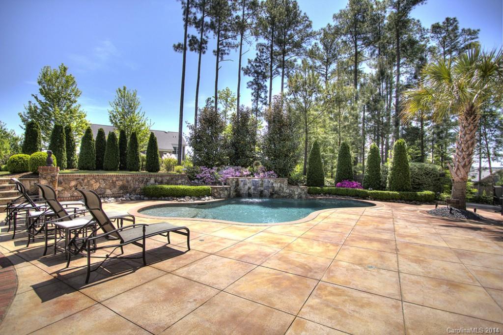 Lake Shore - Residential