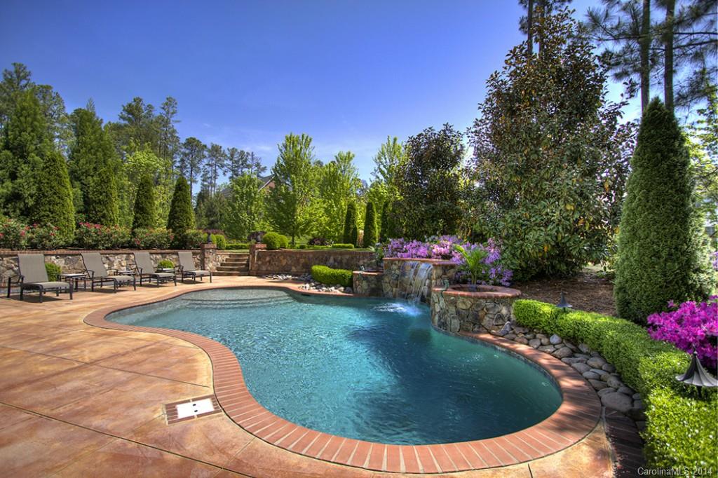 Lake Shore - Residential