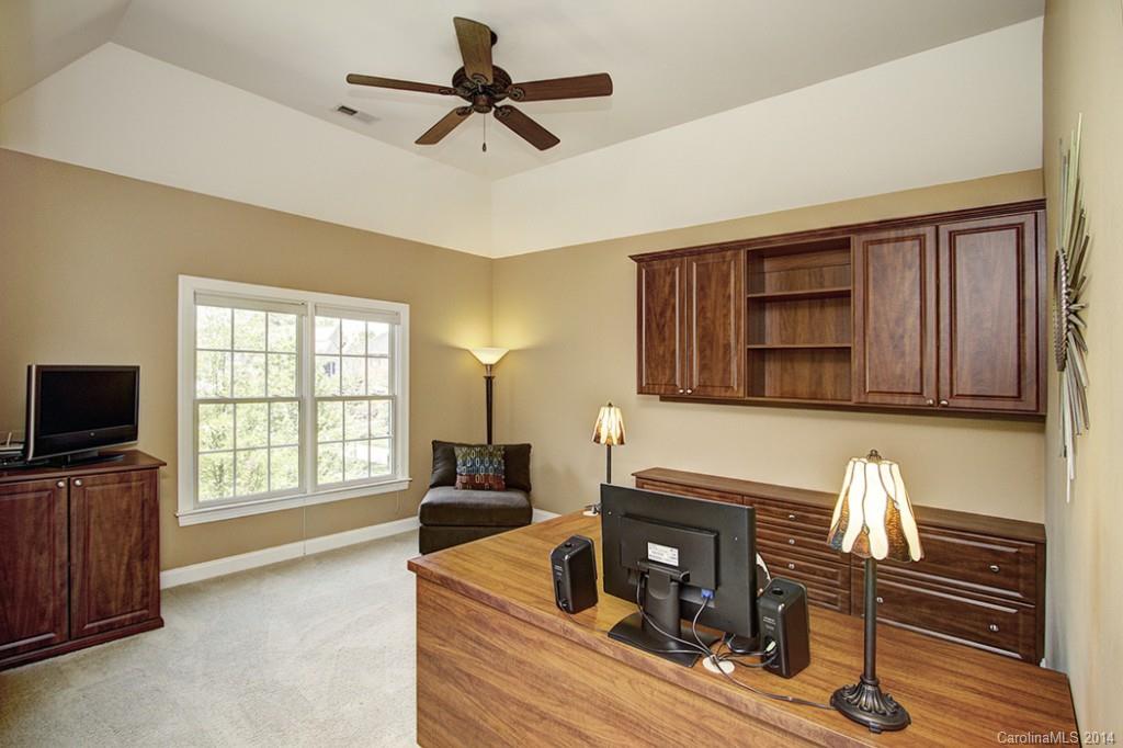 Lake Shore - Residential