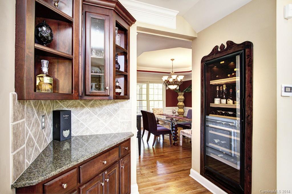 Lake Shore - Residential