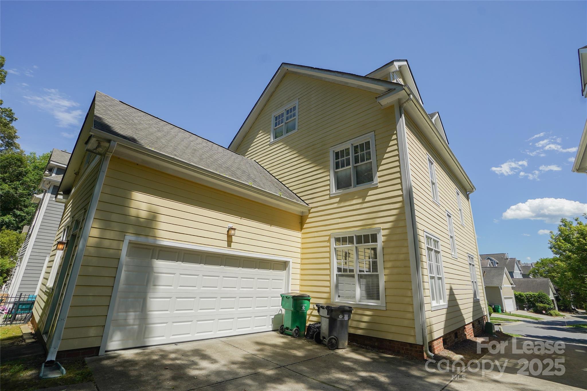 Whitby Pond - Residential Lease