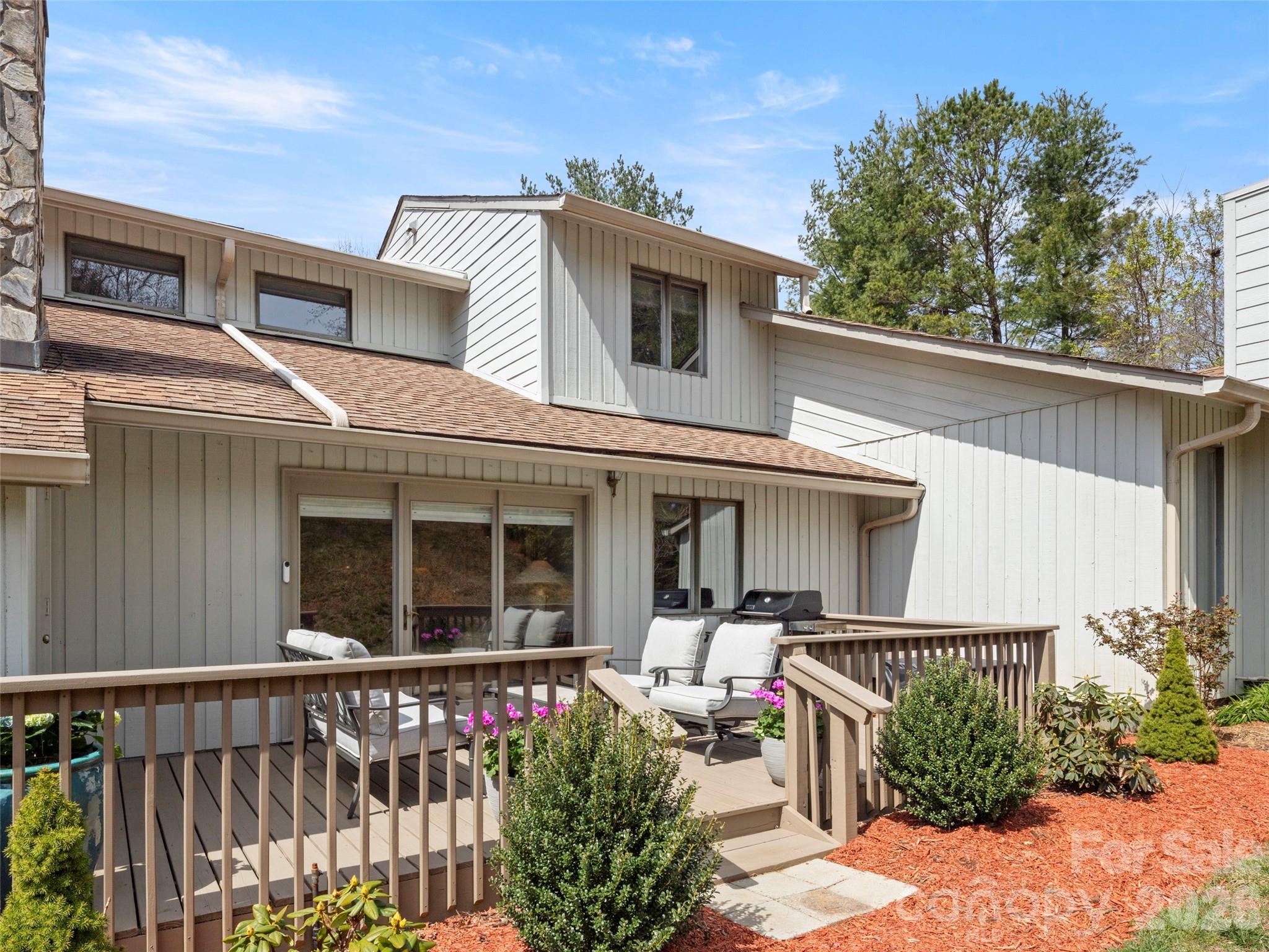 Deerwood - Residential