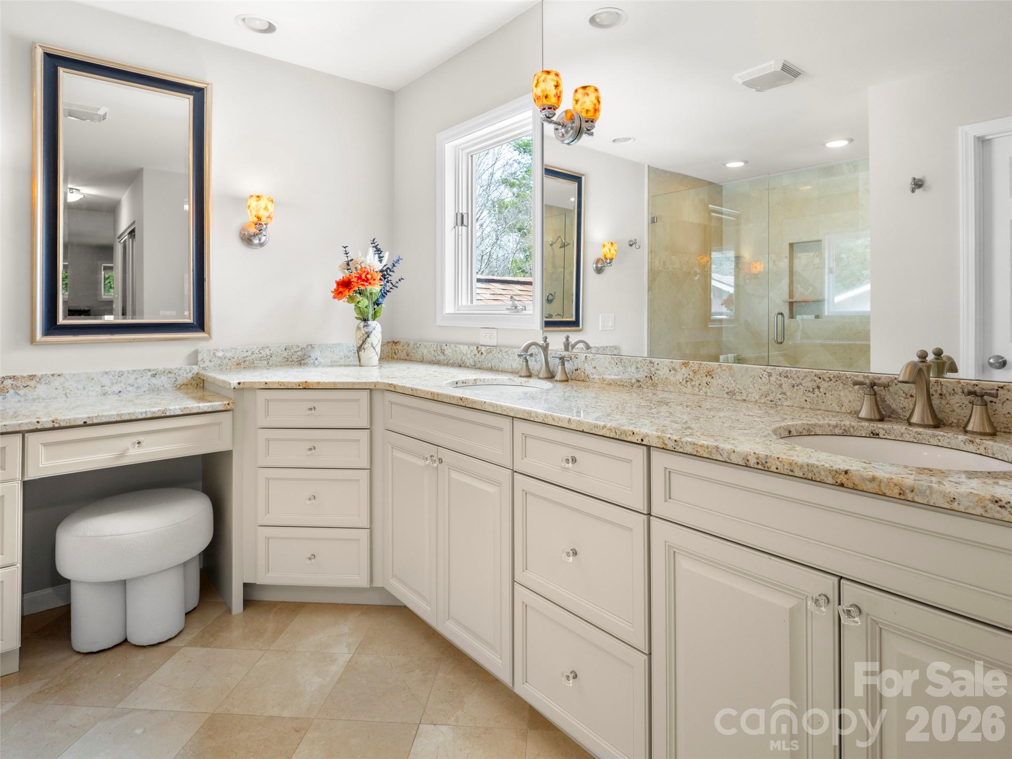 Deerwood - Residential